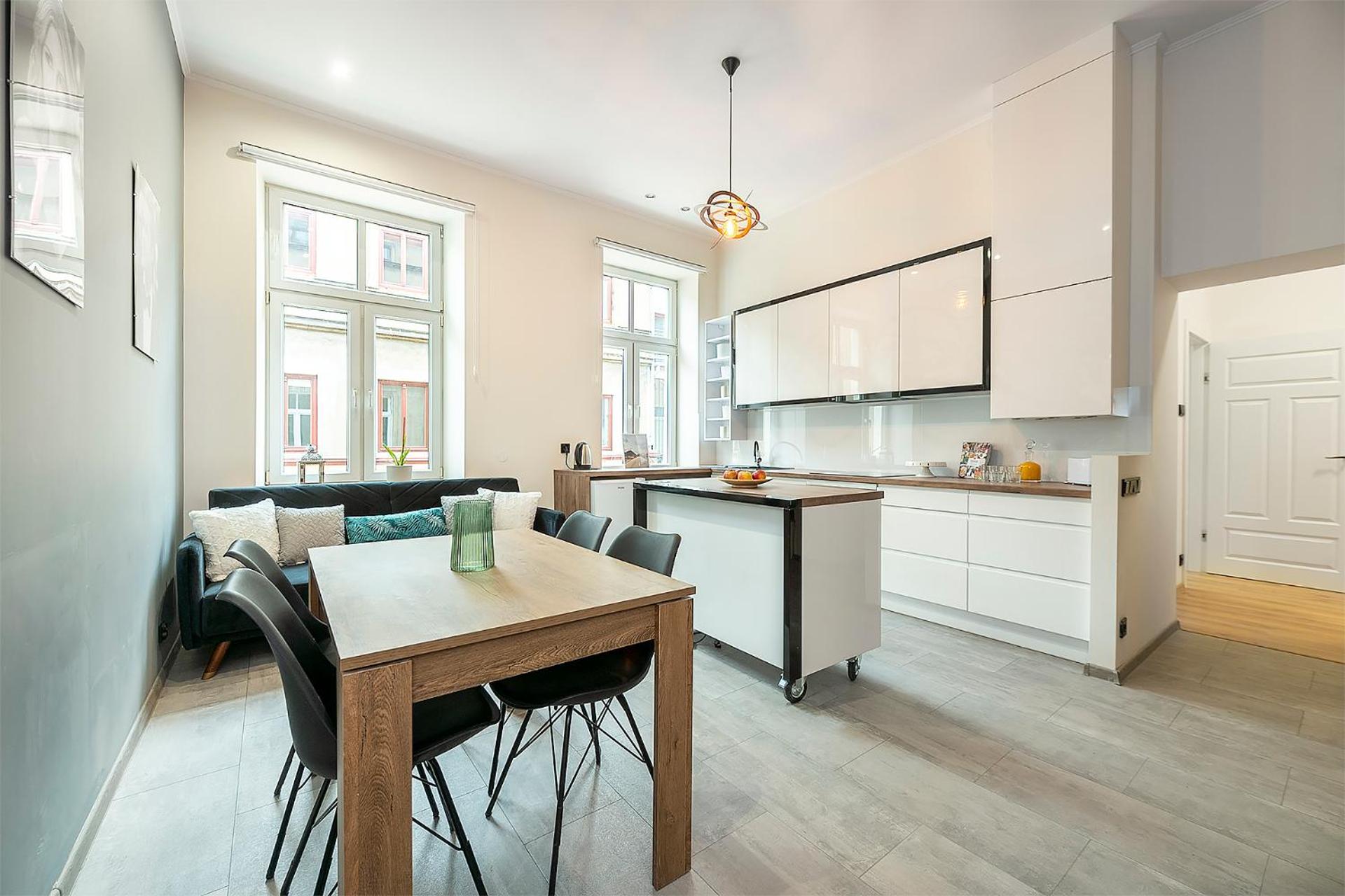 One-Bedroom Apartment - Photo 14