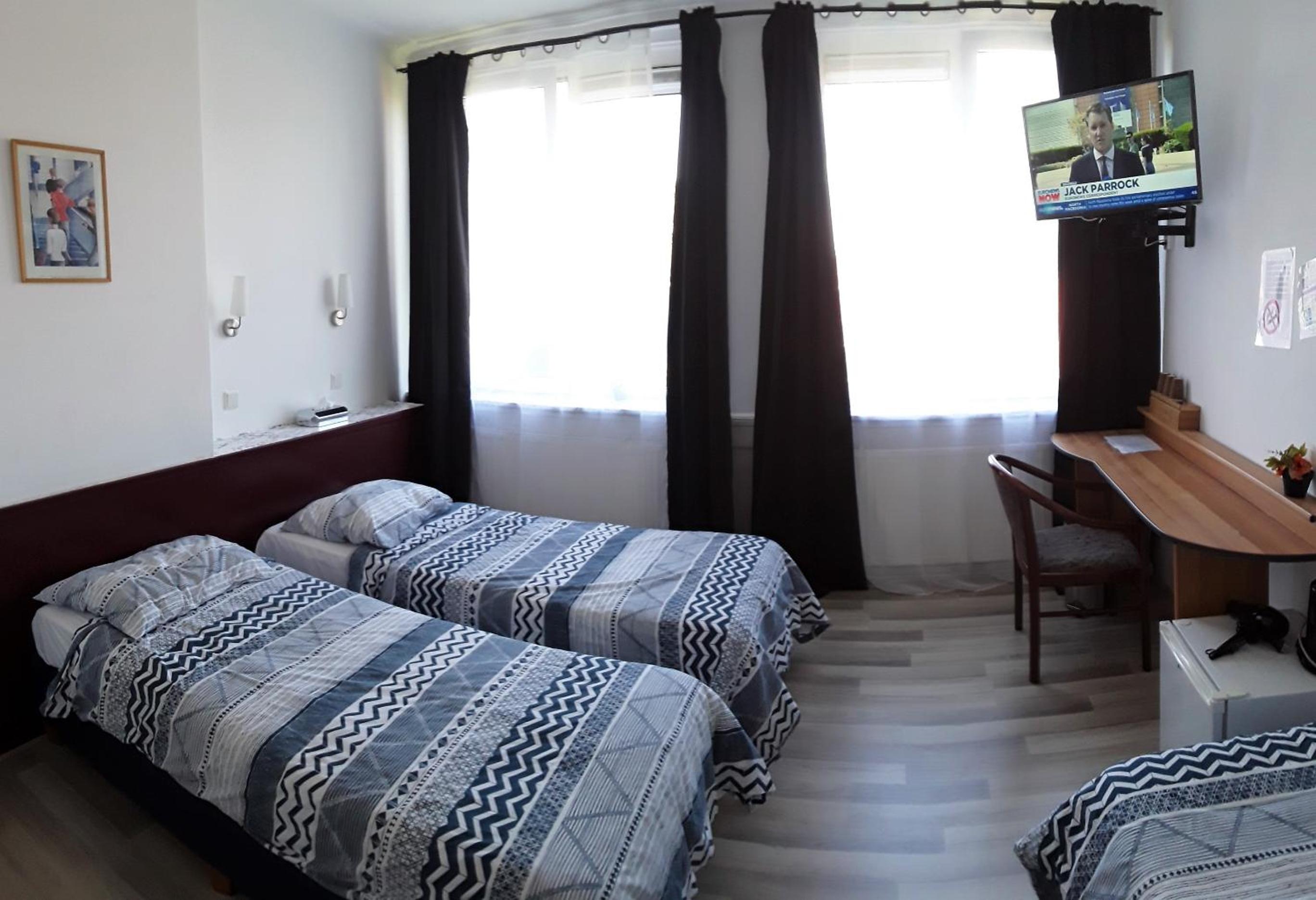 Standard Triple Room - Photo 1