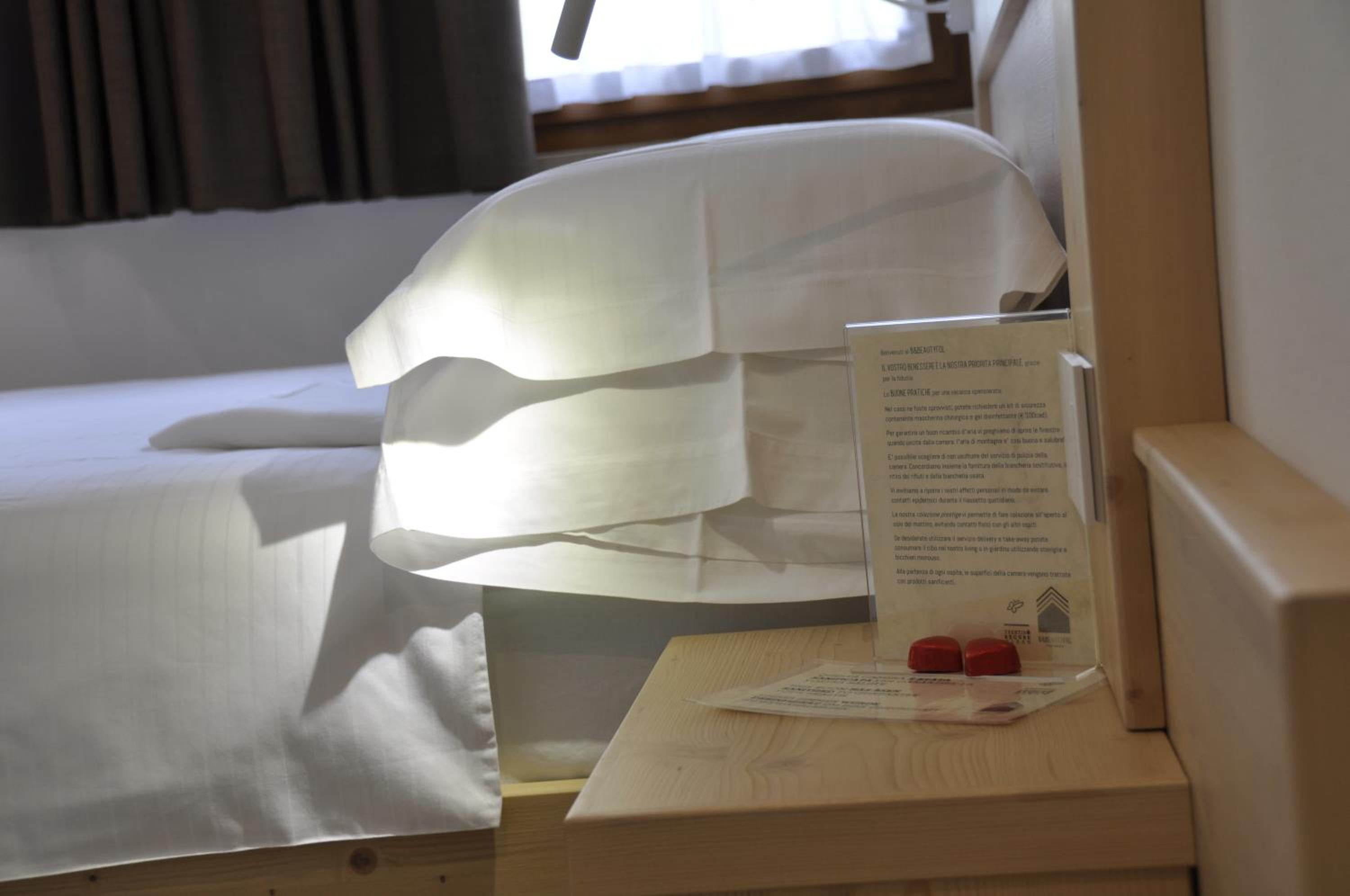 Double or Twin Room with Private Bathroom photo 1