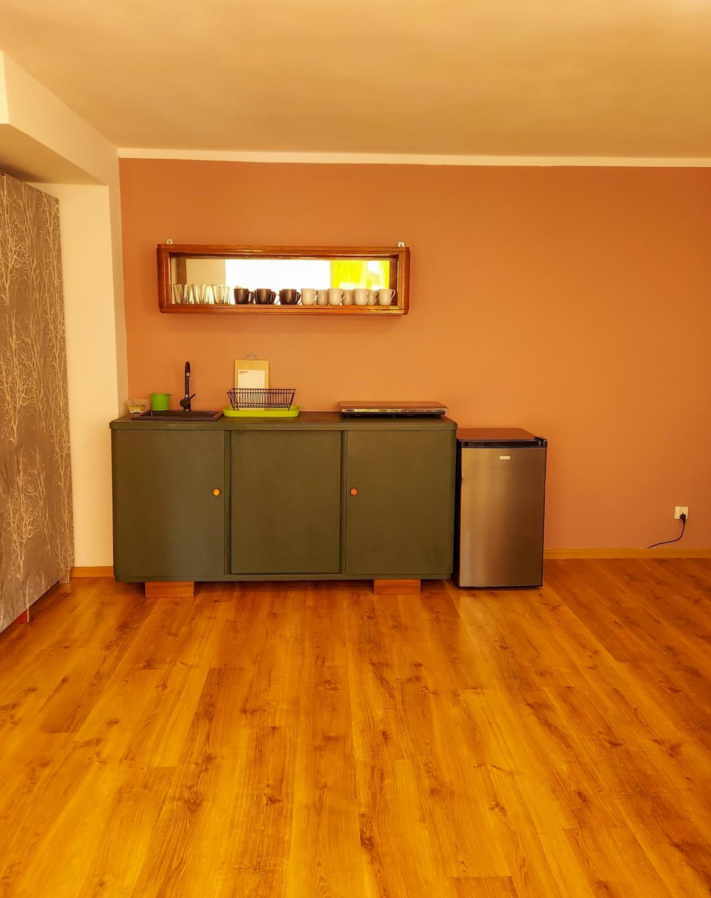 Apartment photo 2