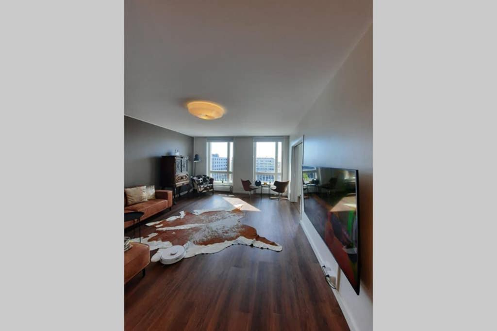 Two-Bedroom Apartment - Photo 1