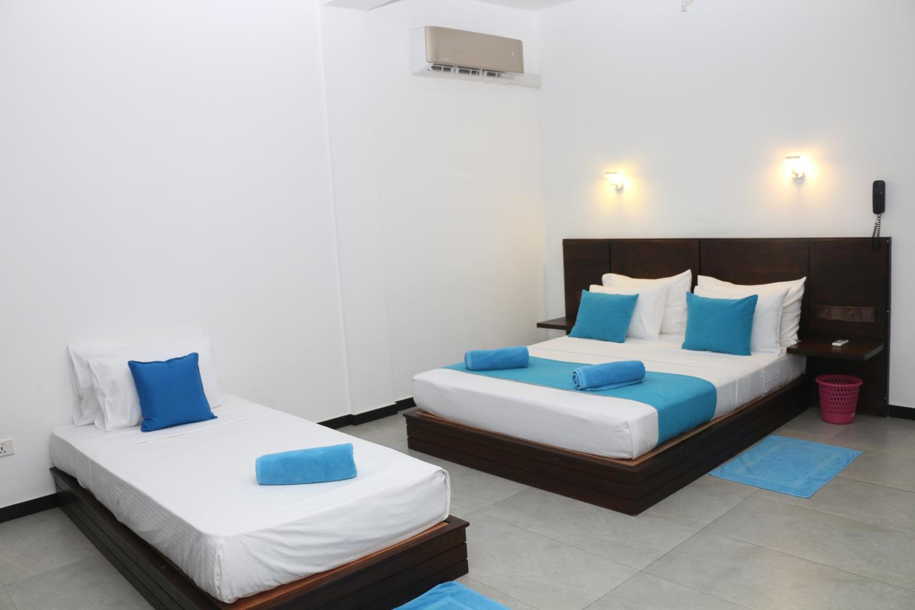 Triple Room with Sea View