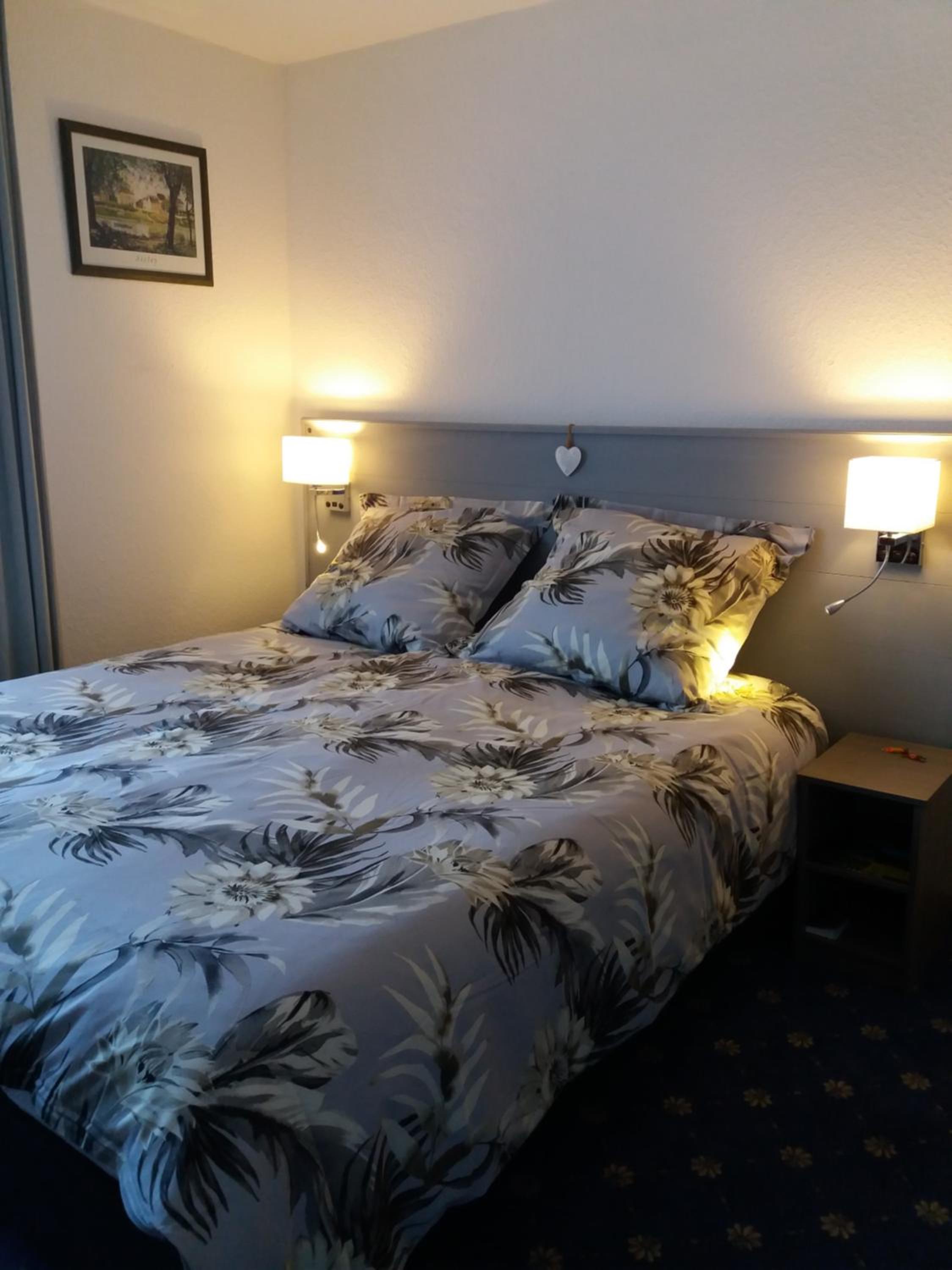 Double Room - Photo 11