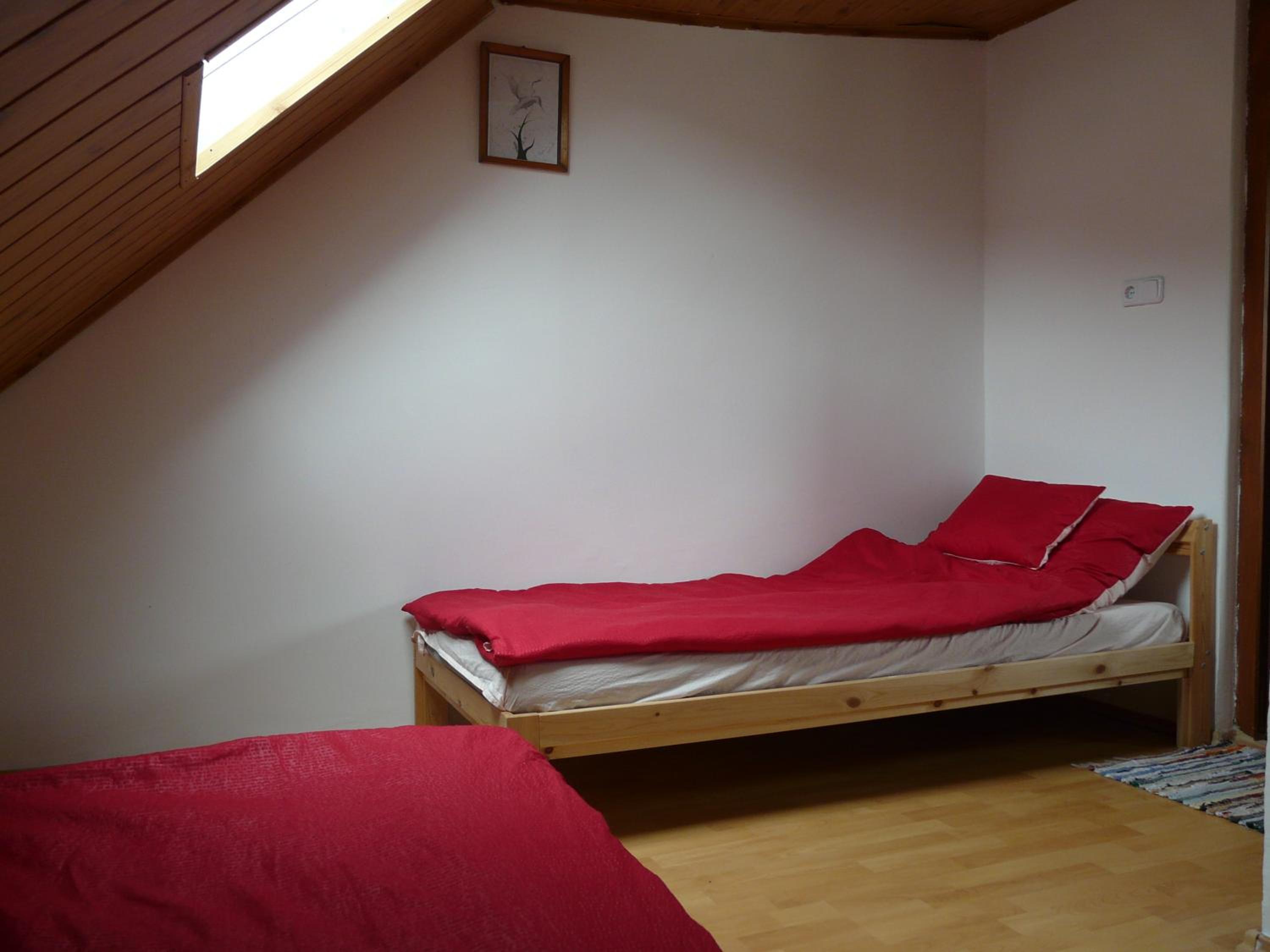 Twin Room with Shared Bathroom photo 3
