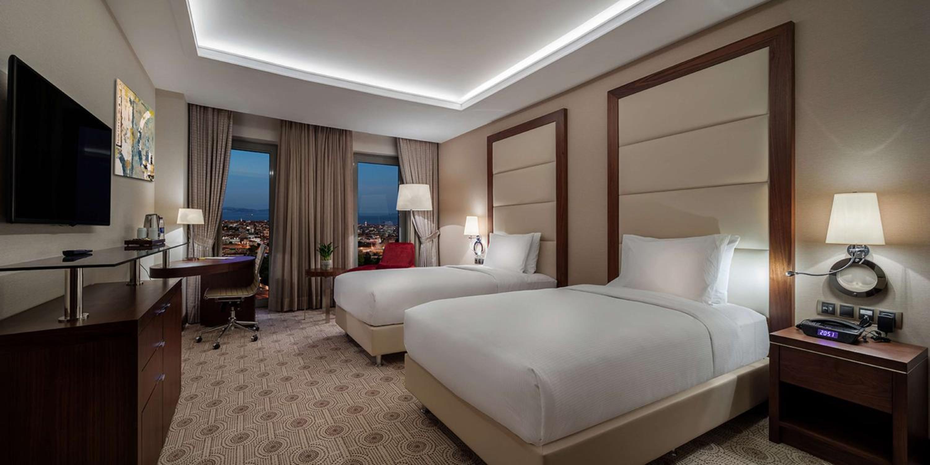 Deluxe Twin Room with Sea View