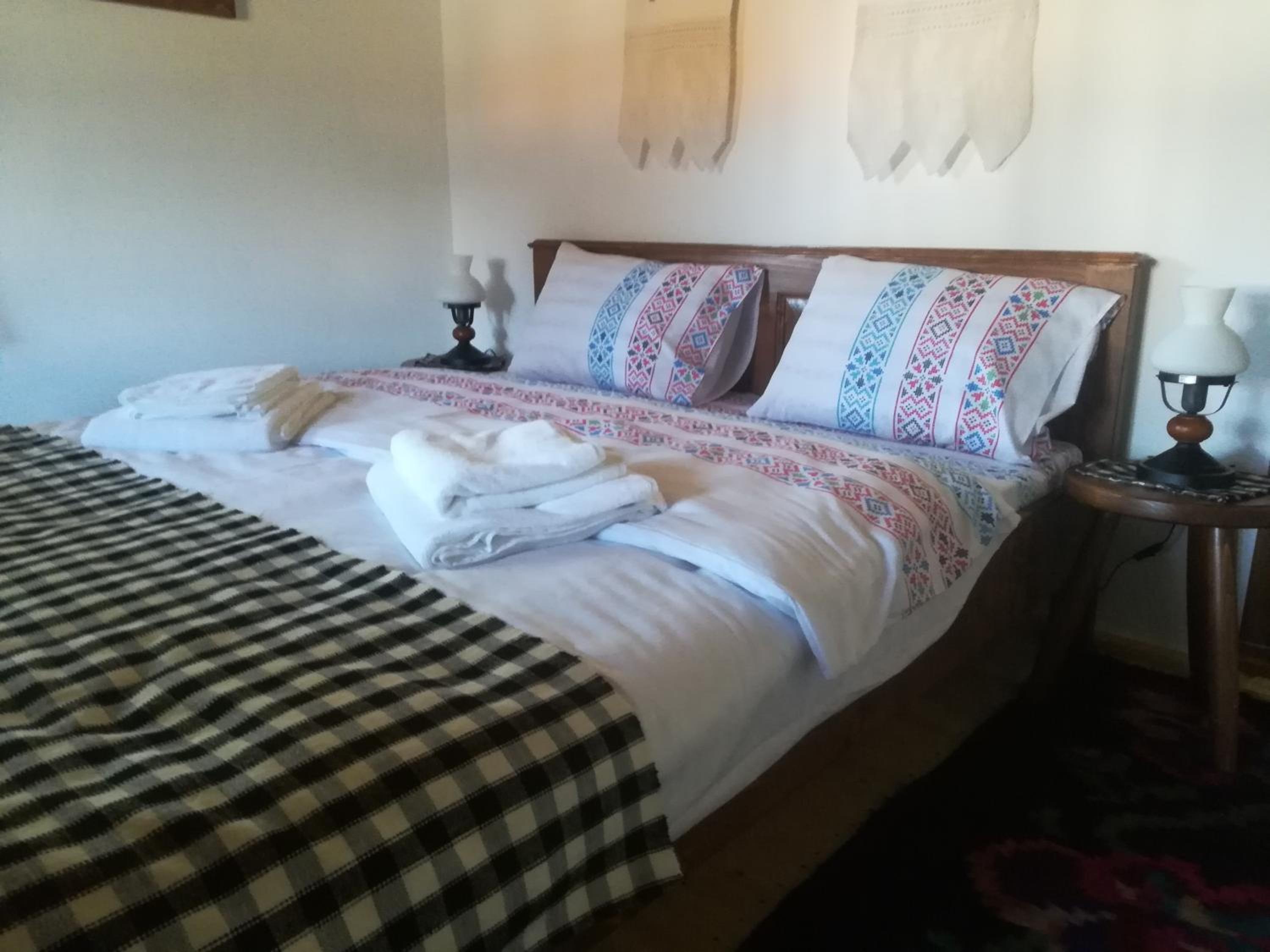 Double Room with Private Bathroom - Photo 3