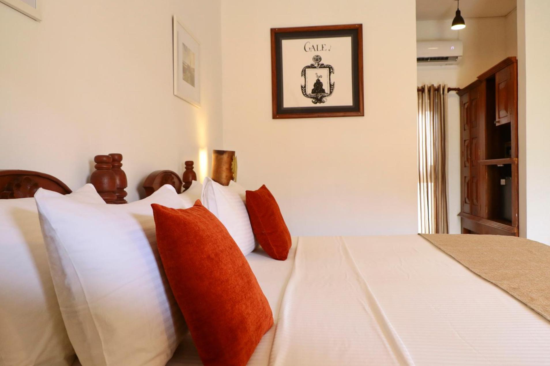 Superior King Room with complementary 10 minutes foot massage per stay photo 3