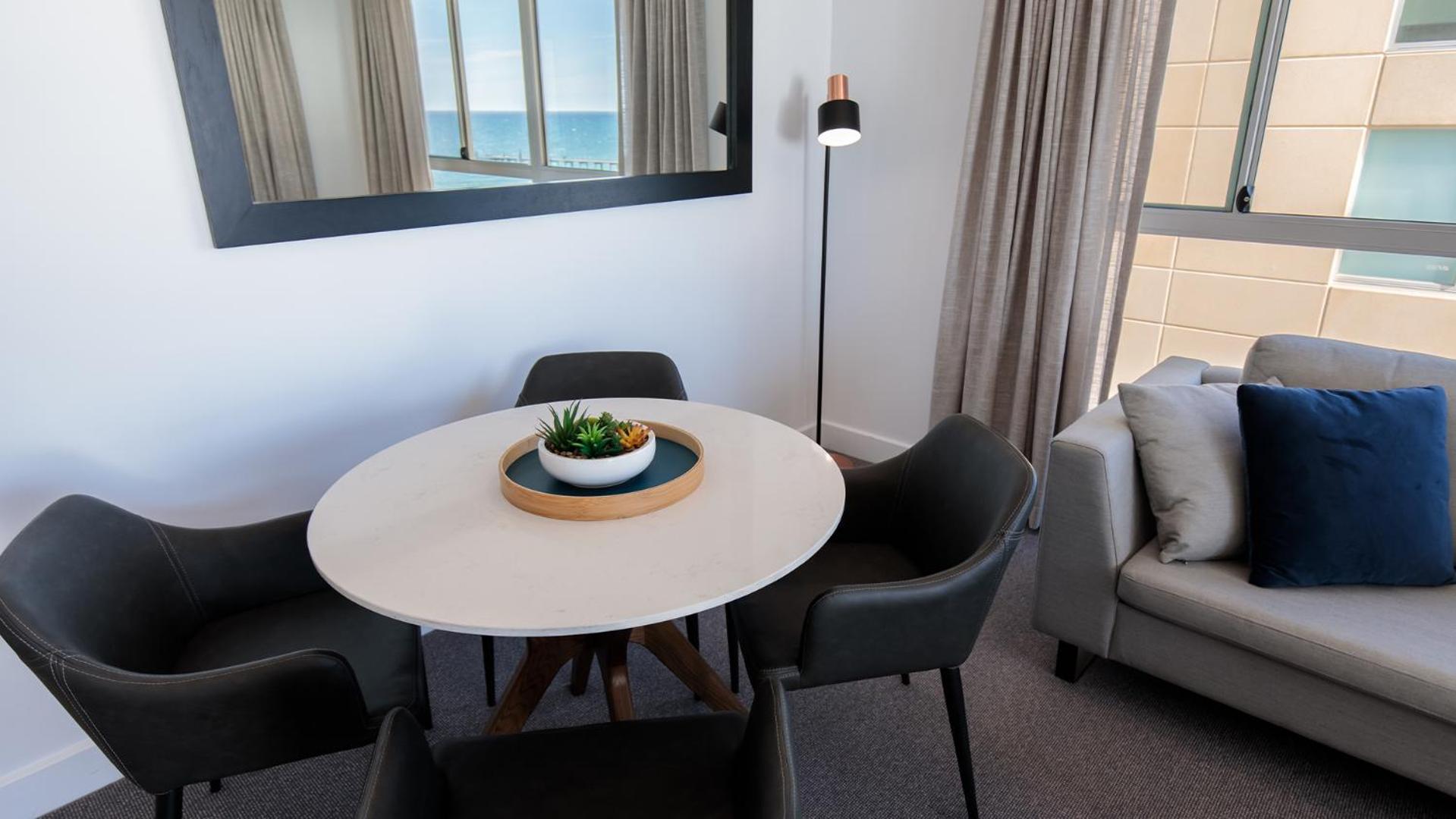 Premier Two-Bedroom Apartment with Ocean View - No Housekeeping, photo 6