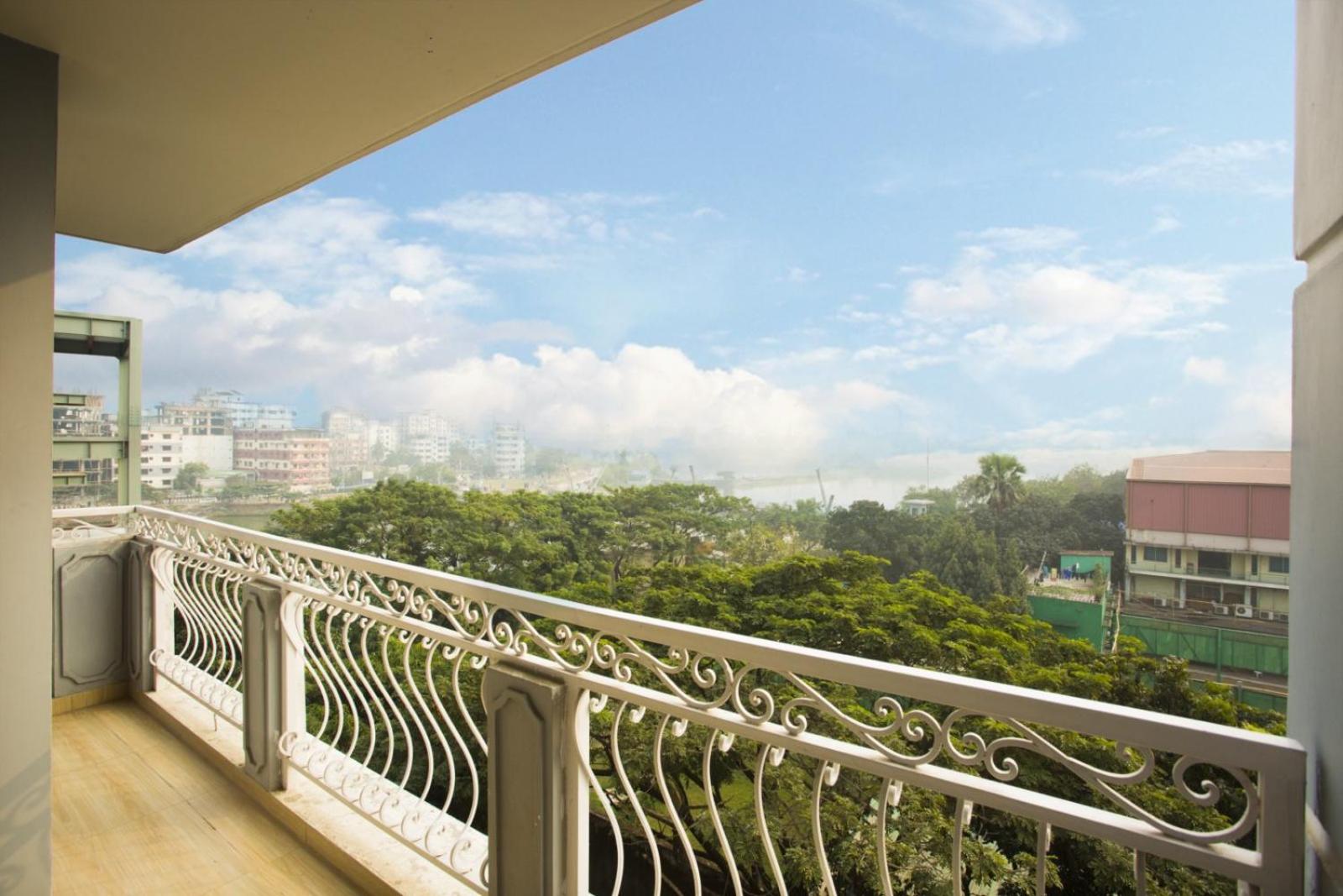 Double Room with Balcony photo 3