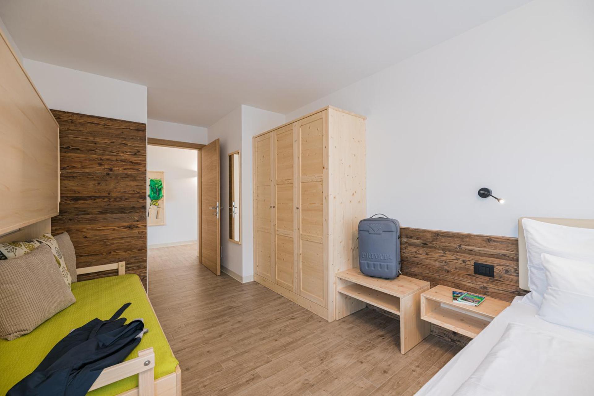 Superior One-Bedroom Apartment