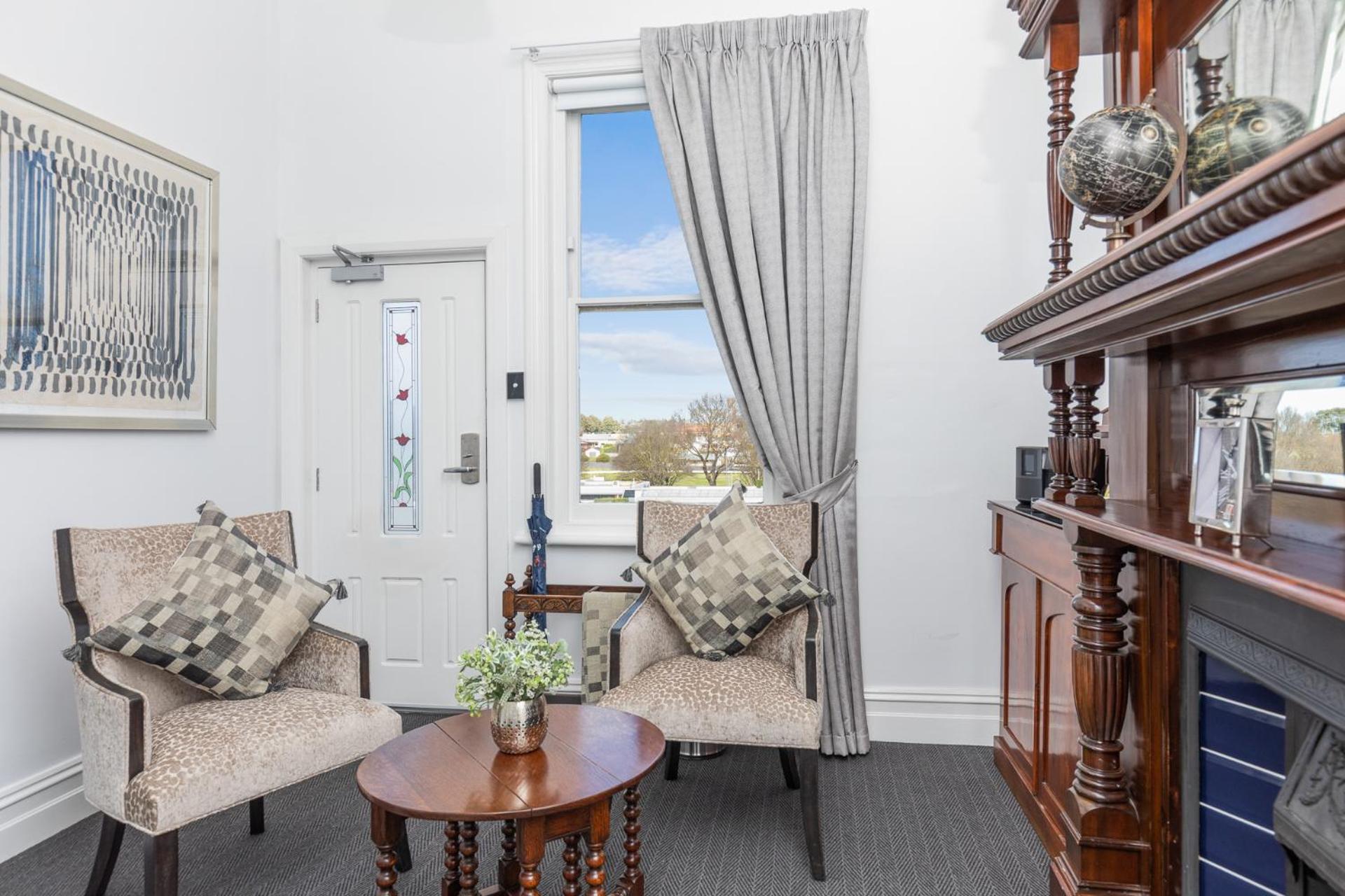 Hay Suite - Photo 2