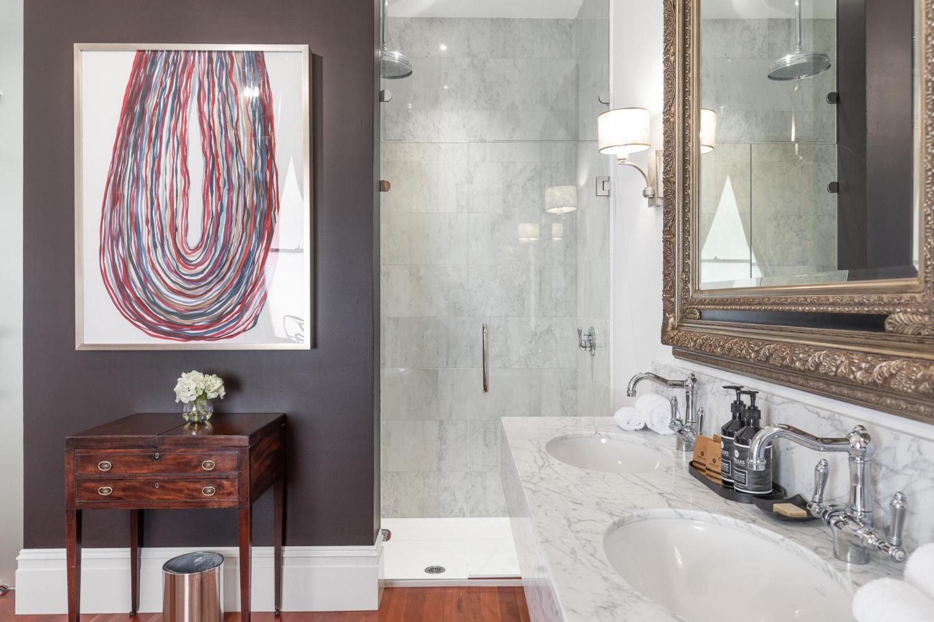 Frew Suite - Photo 3
