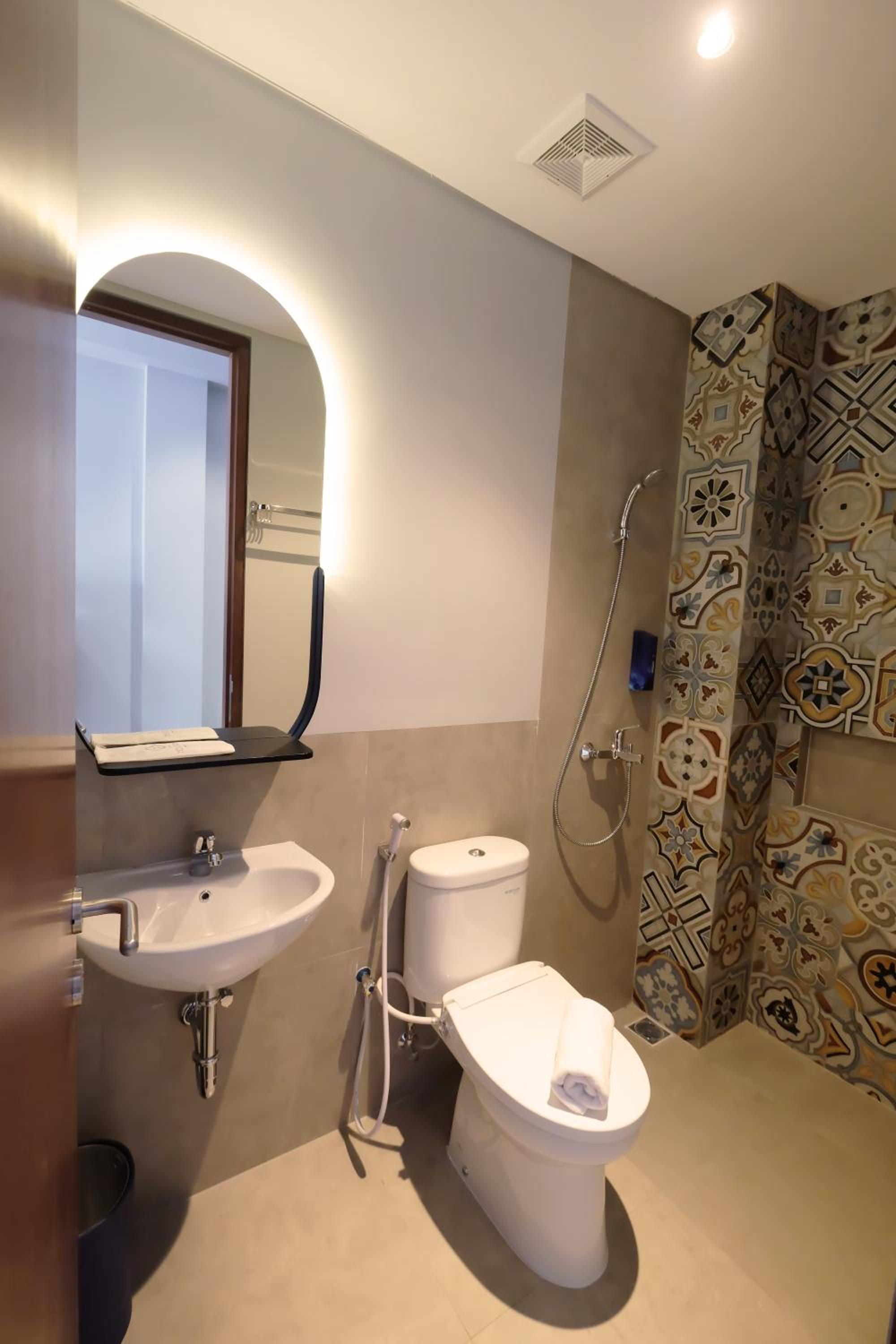 Superior Double or Twin Room - Photo 8