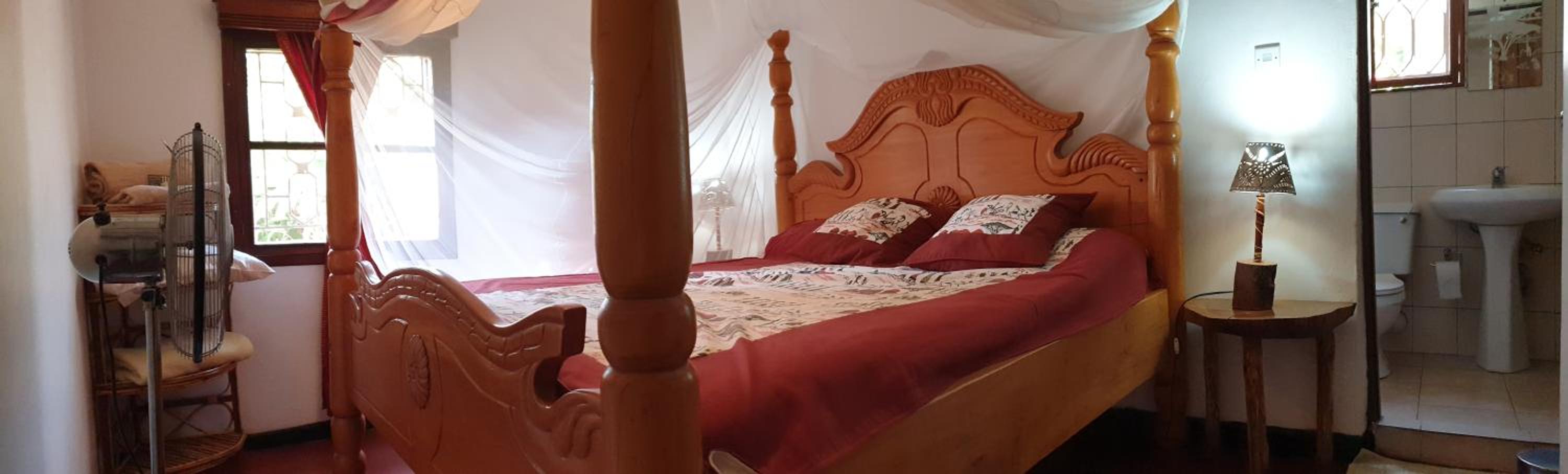 Standard Queen Room