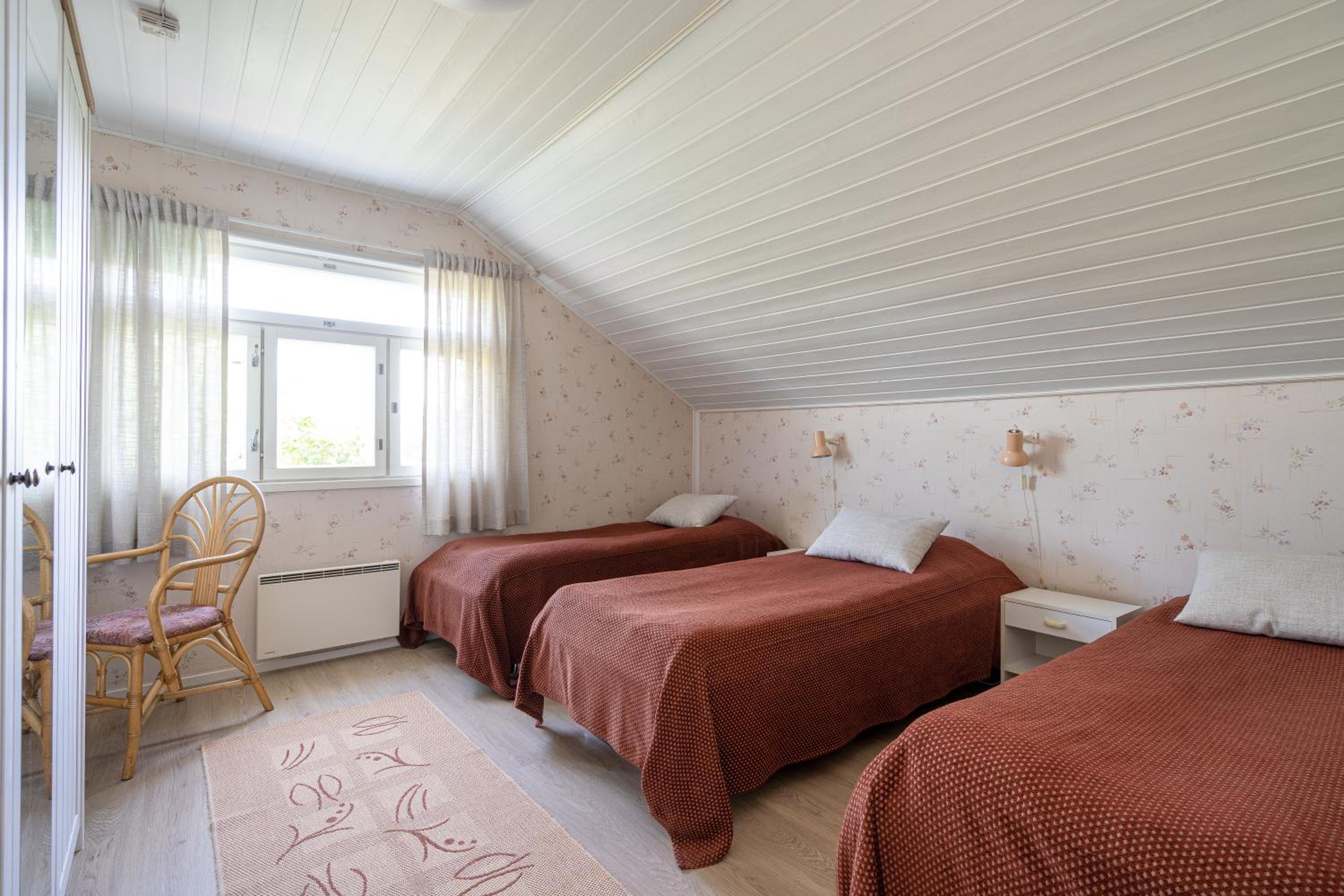 Triple Room - Photo 1