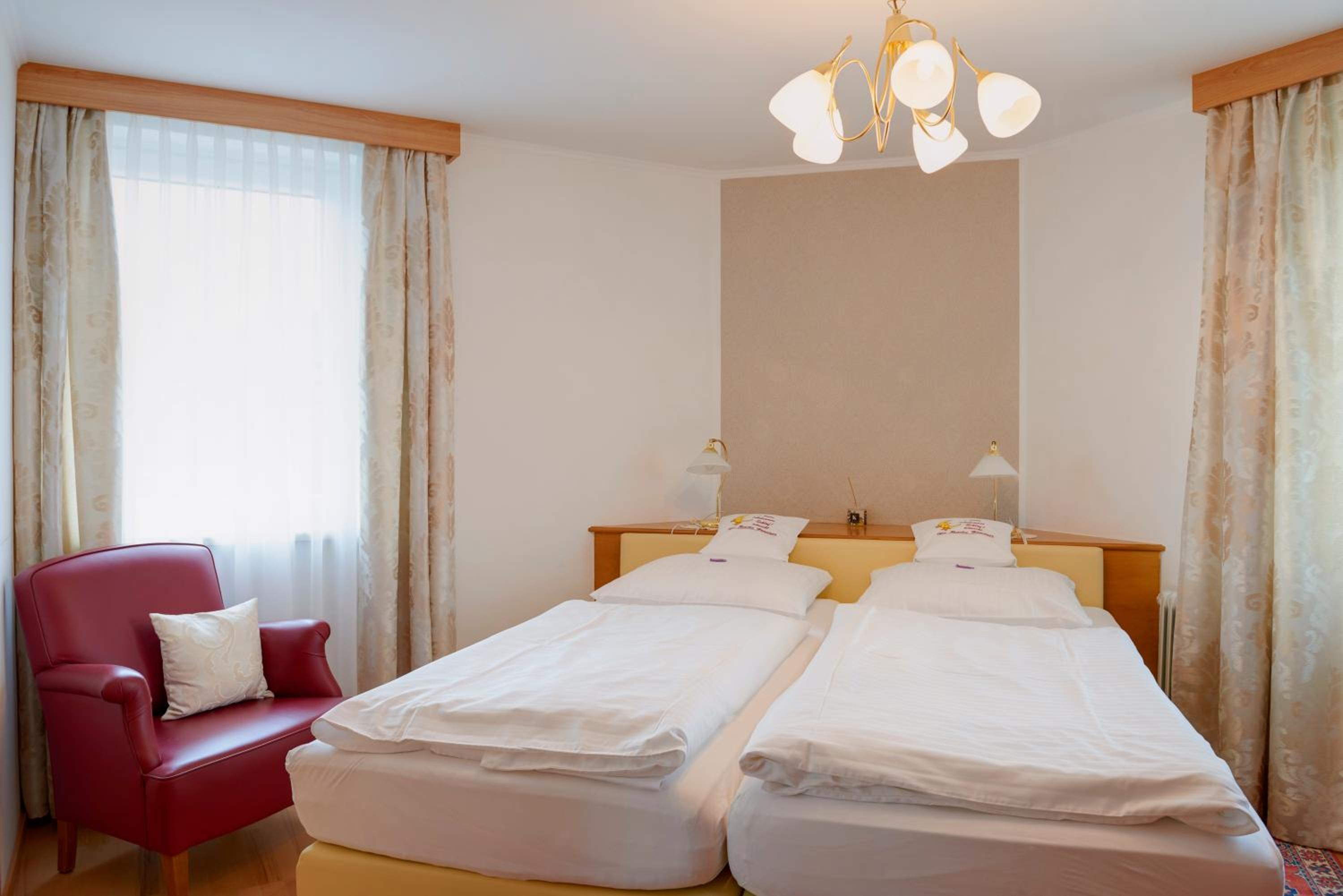Double Room with Shower photo 2