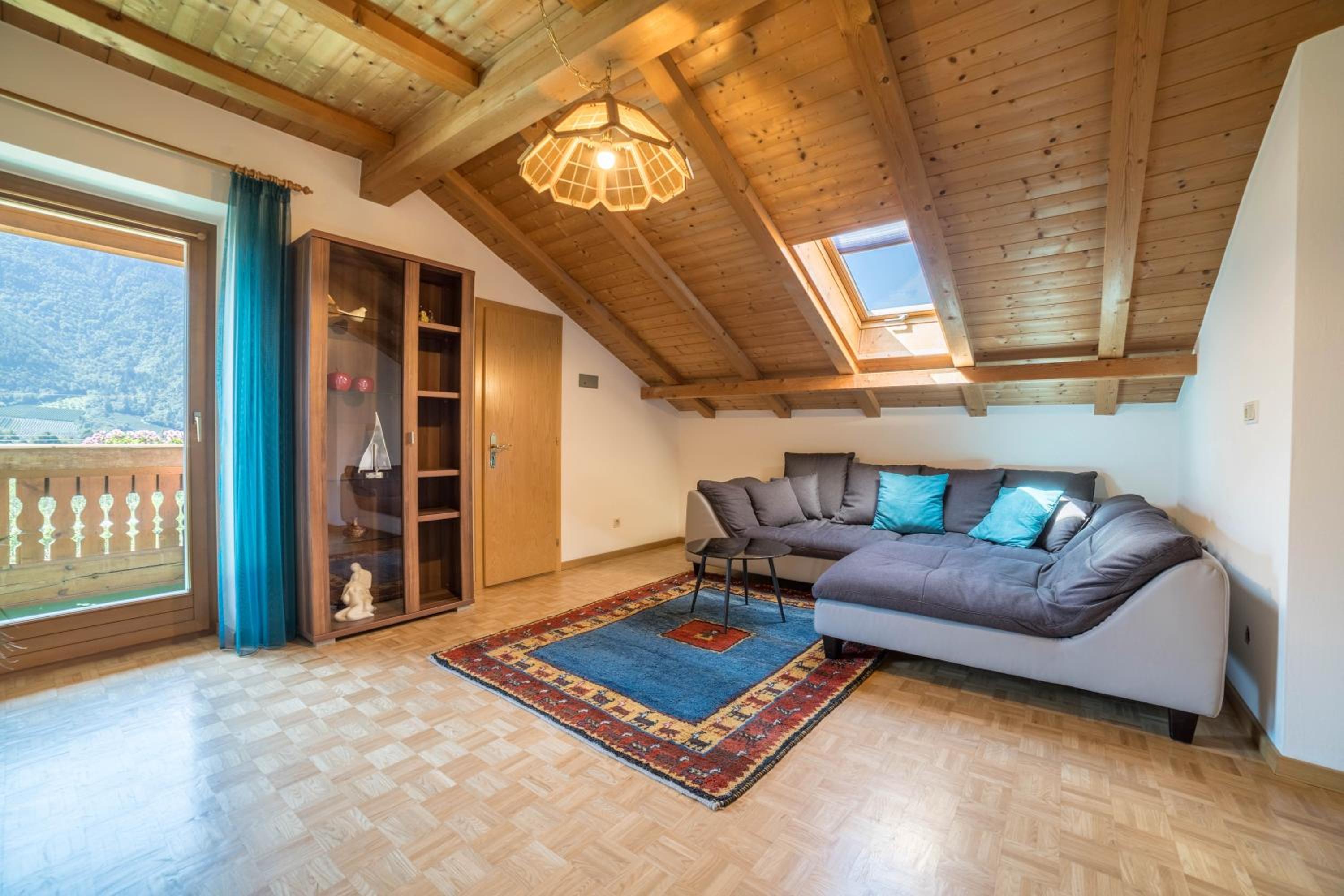Two-Bedroom Deluxe Apartment with Garden View photo 1