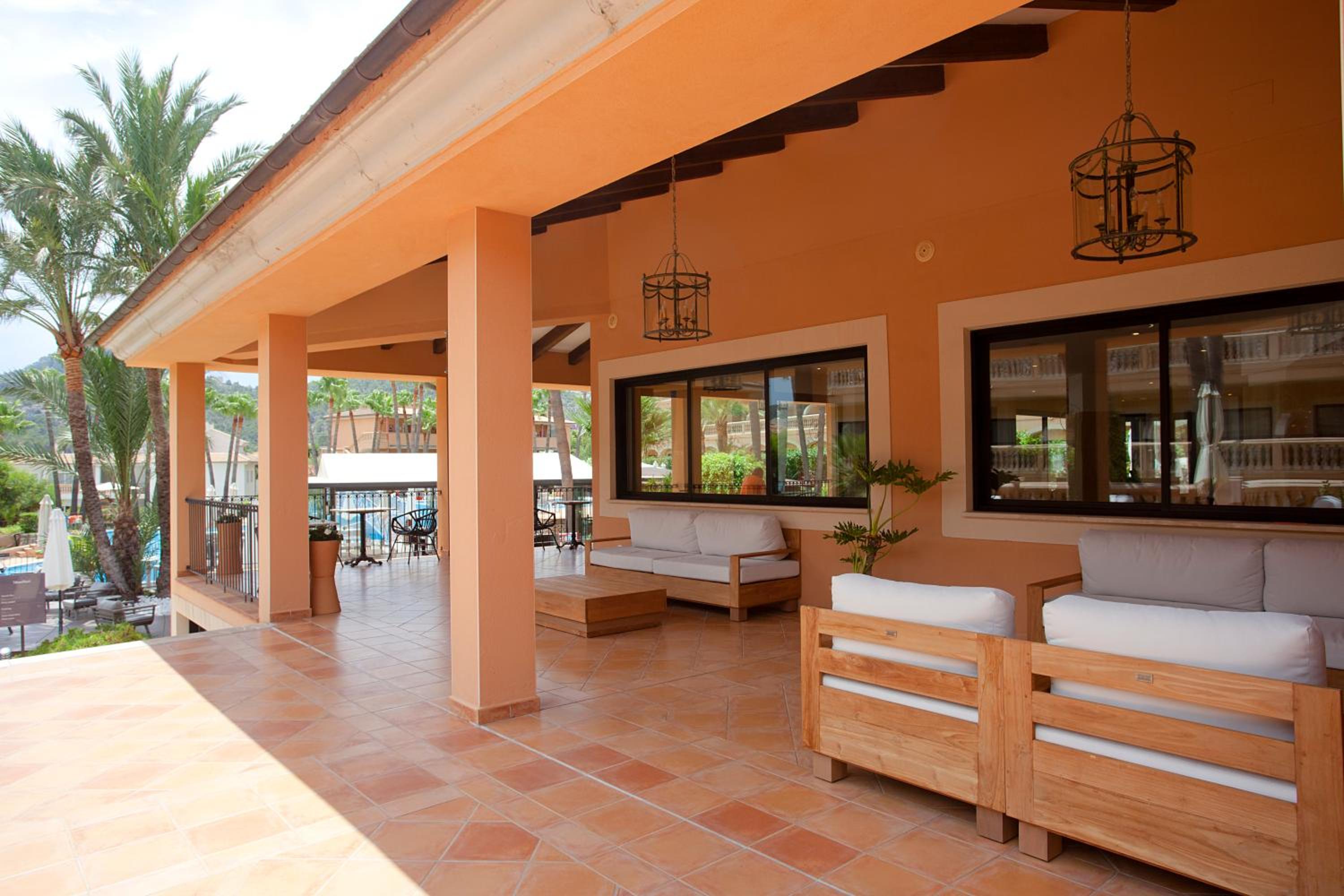 Superior Room with Spa access - Photo 12