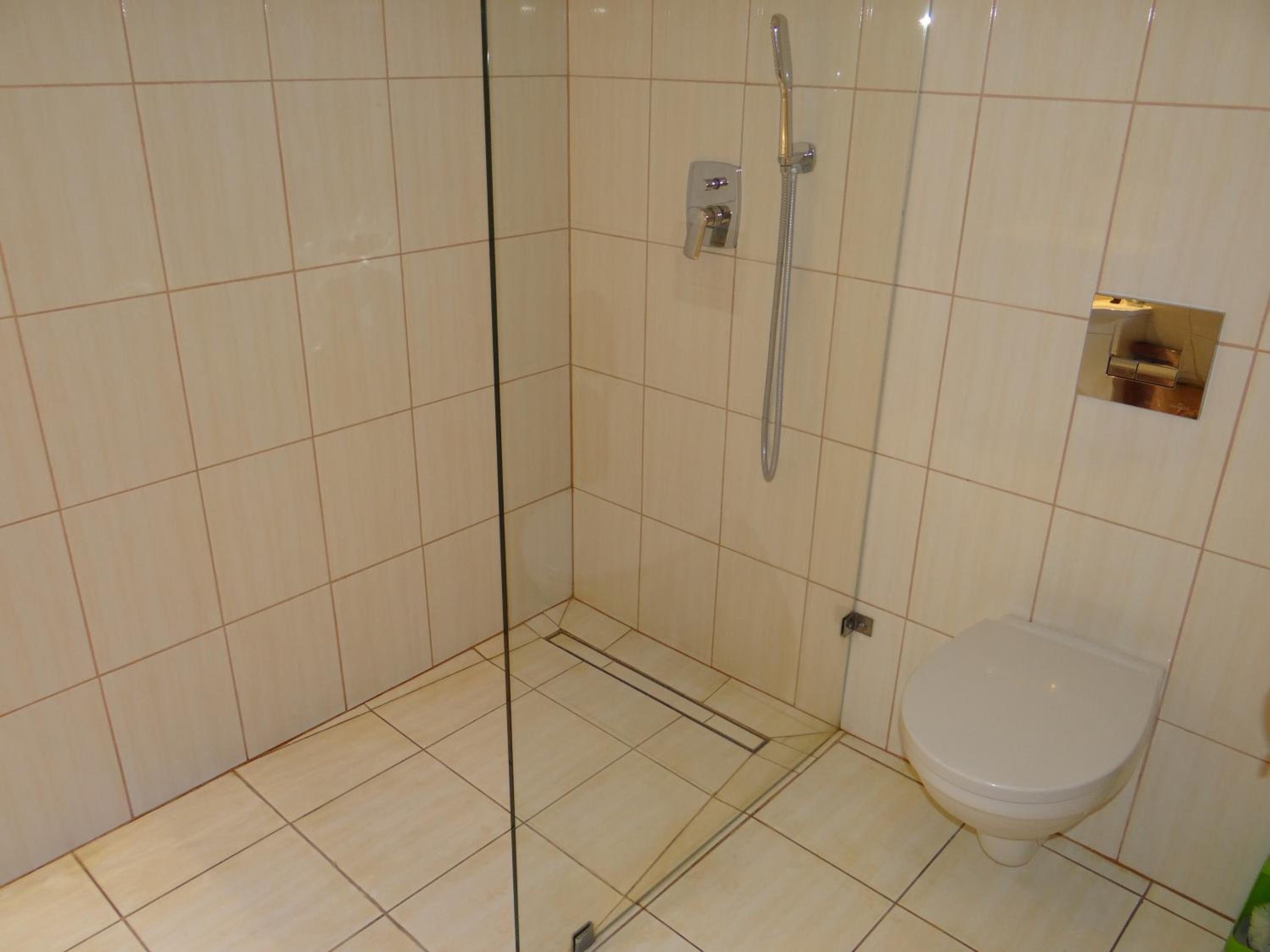 Studio (2 Adults) - Photo 3