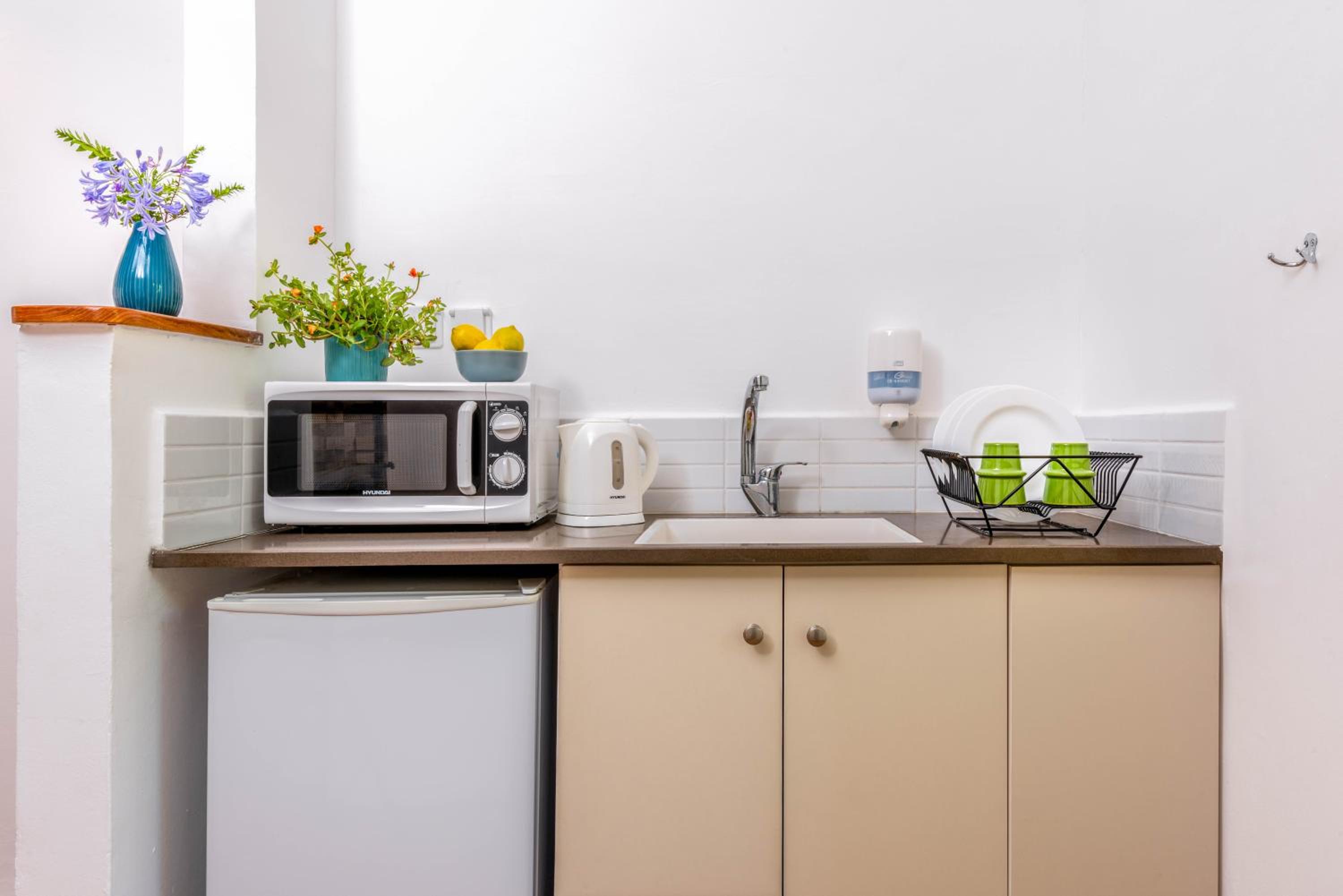 Family Studio (2 Adults + 2 Children) photo 2