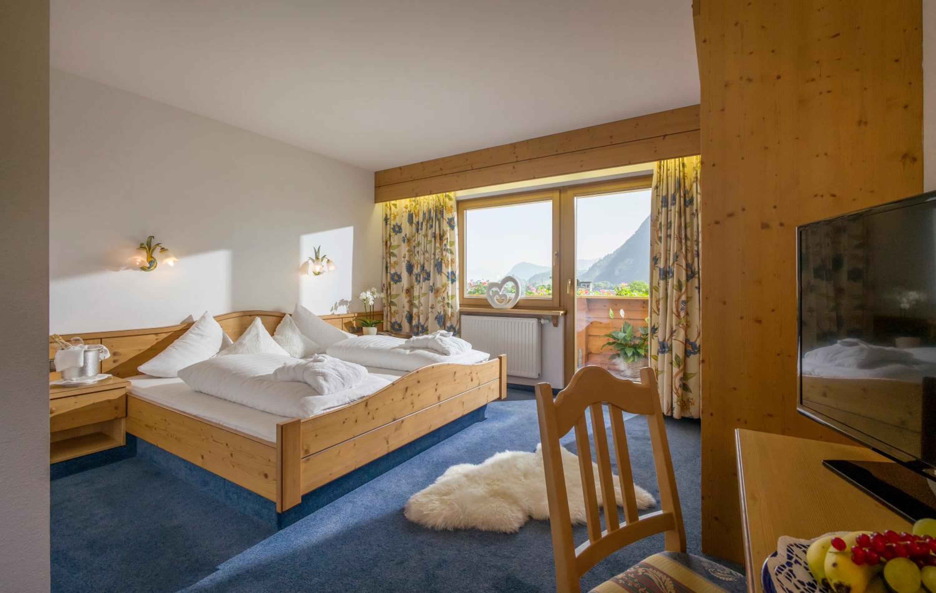 Double Room with Balcony photo 2