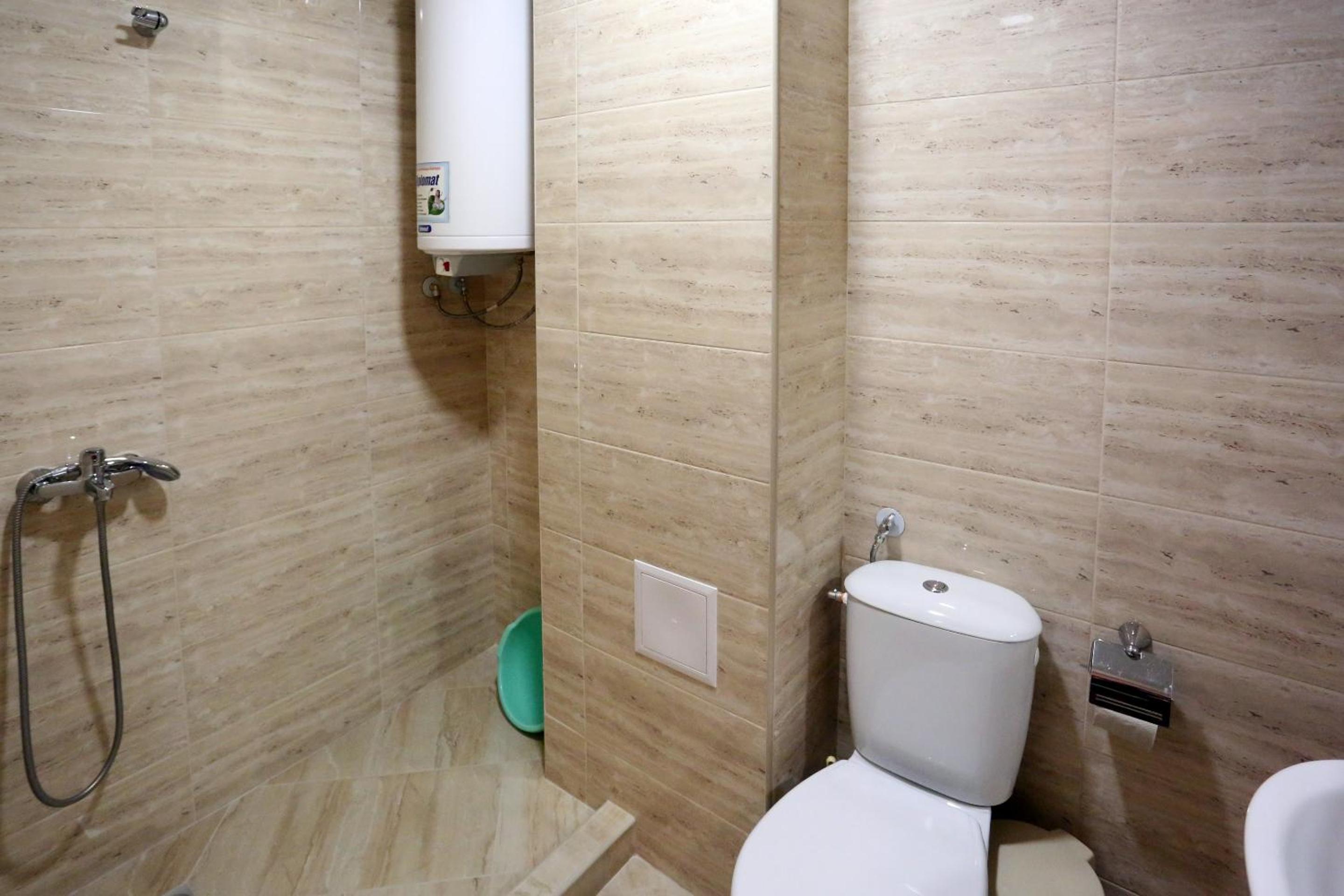 Apartment - Photo 2