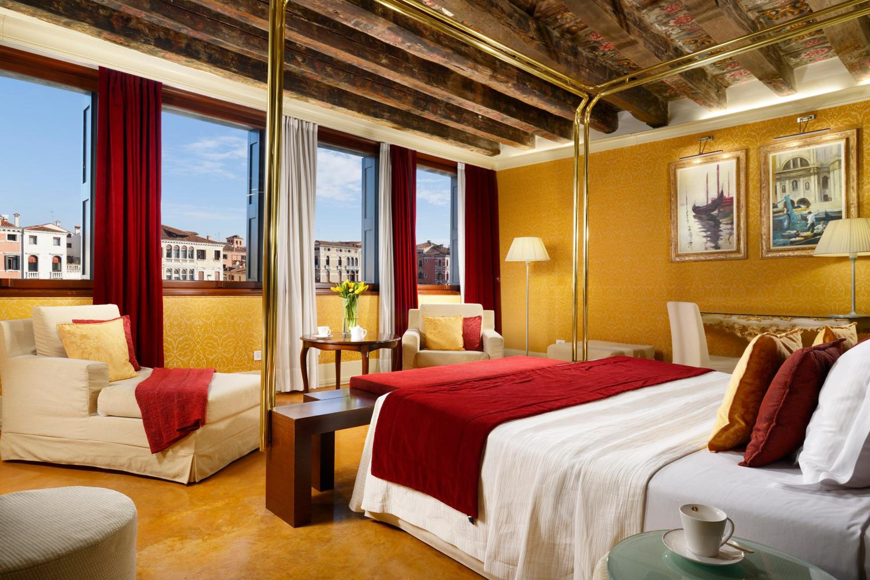Junior Suite With Canal View photo 1