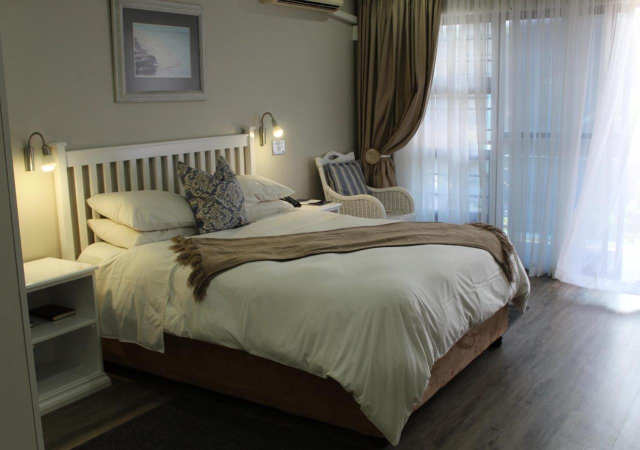 Queen Room - Photo 1