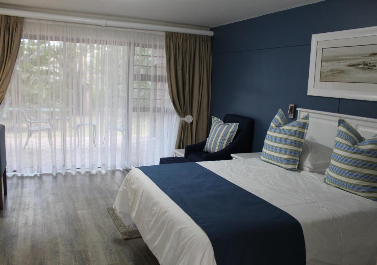 Large Double Room - Photo 1