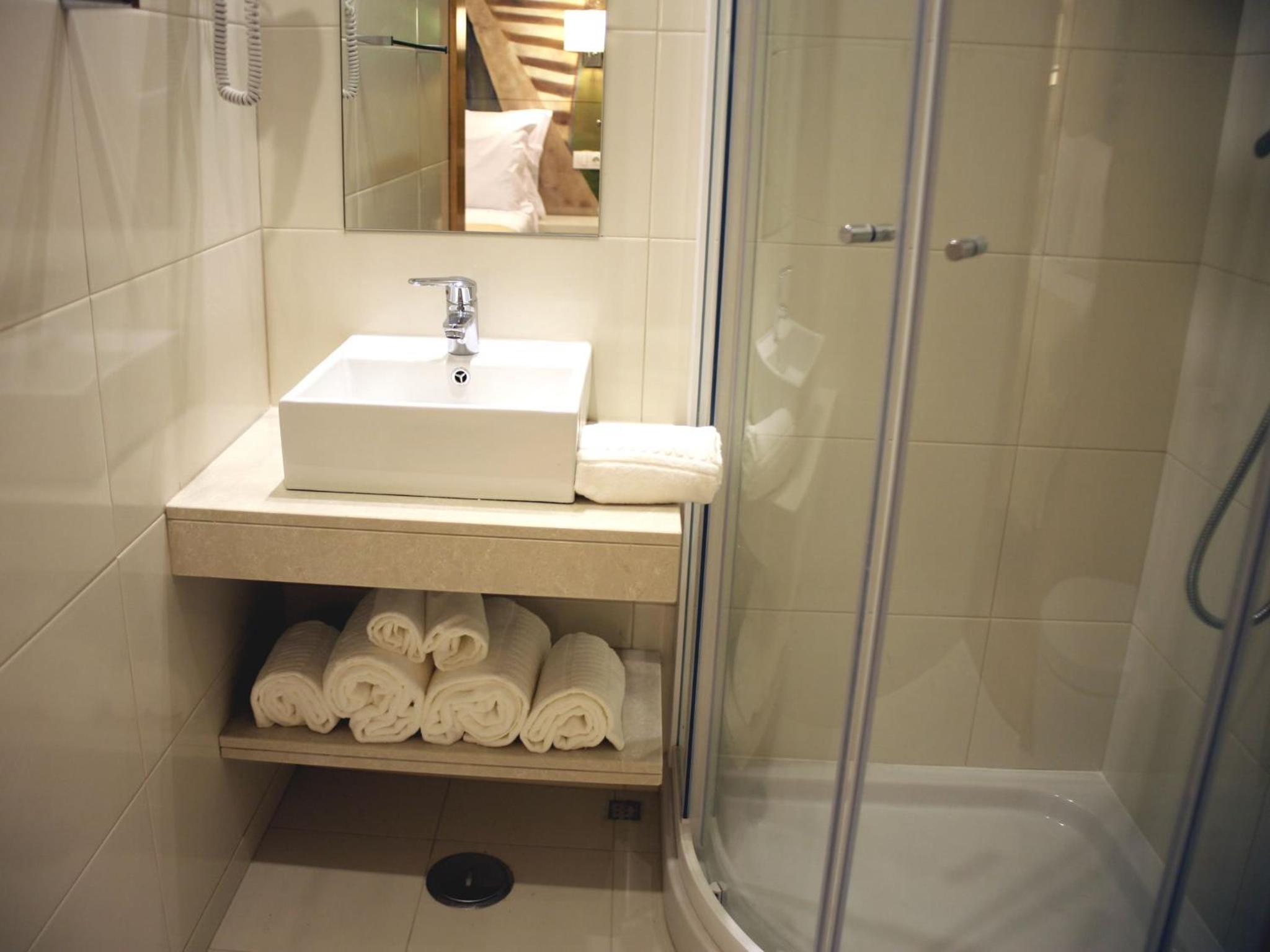 Small Double Room — the supplier's photographs — photo 2