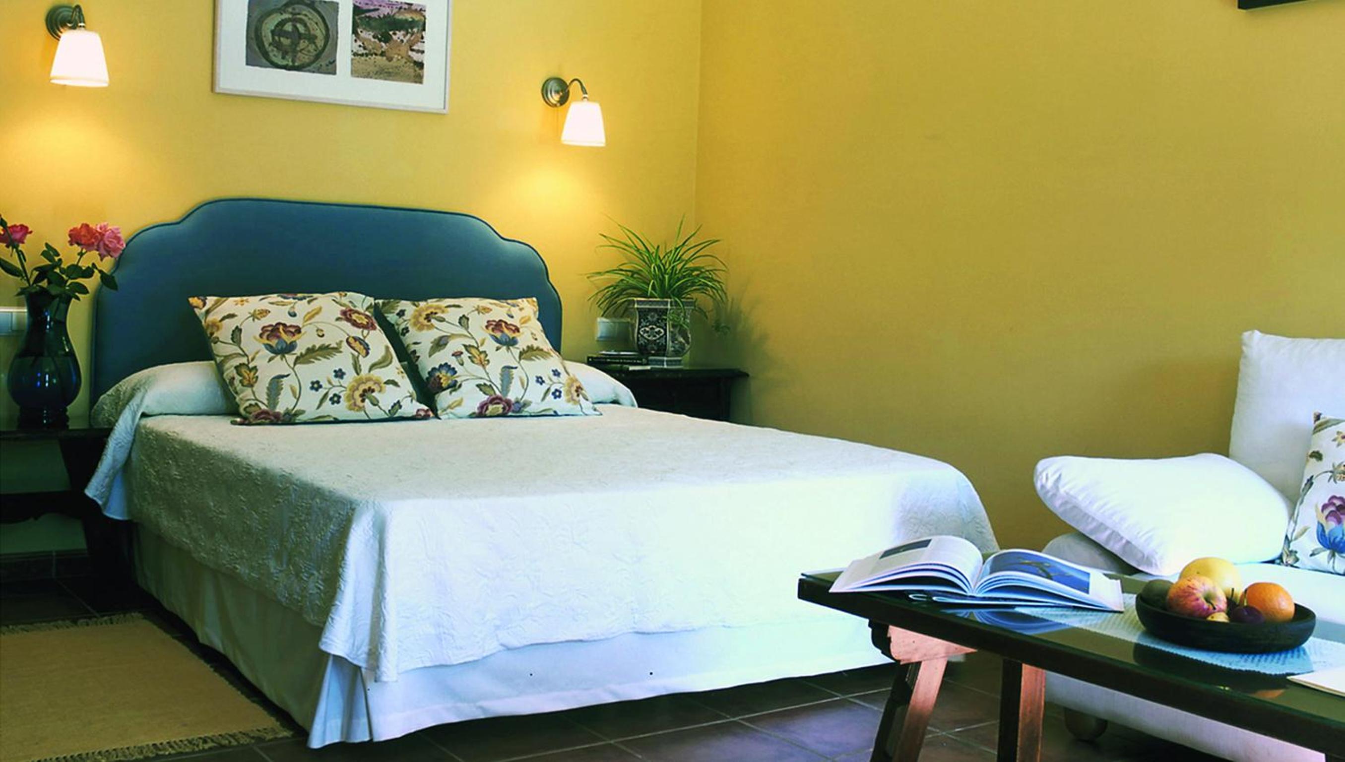 Double or Twin Room with Terrace - Photo 1
