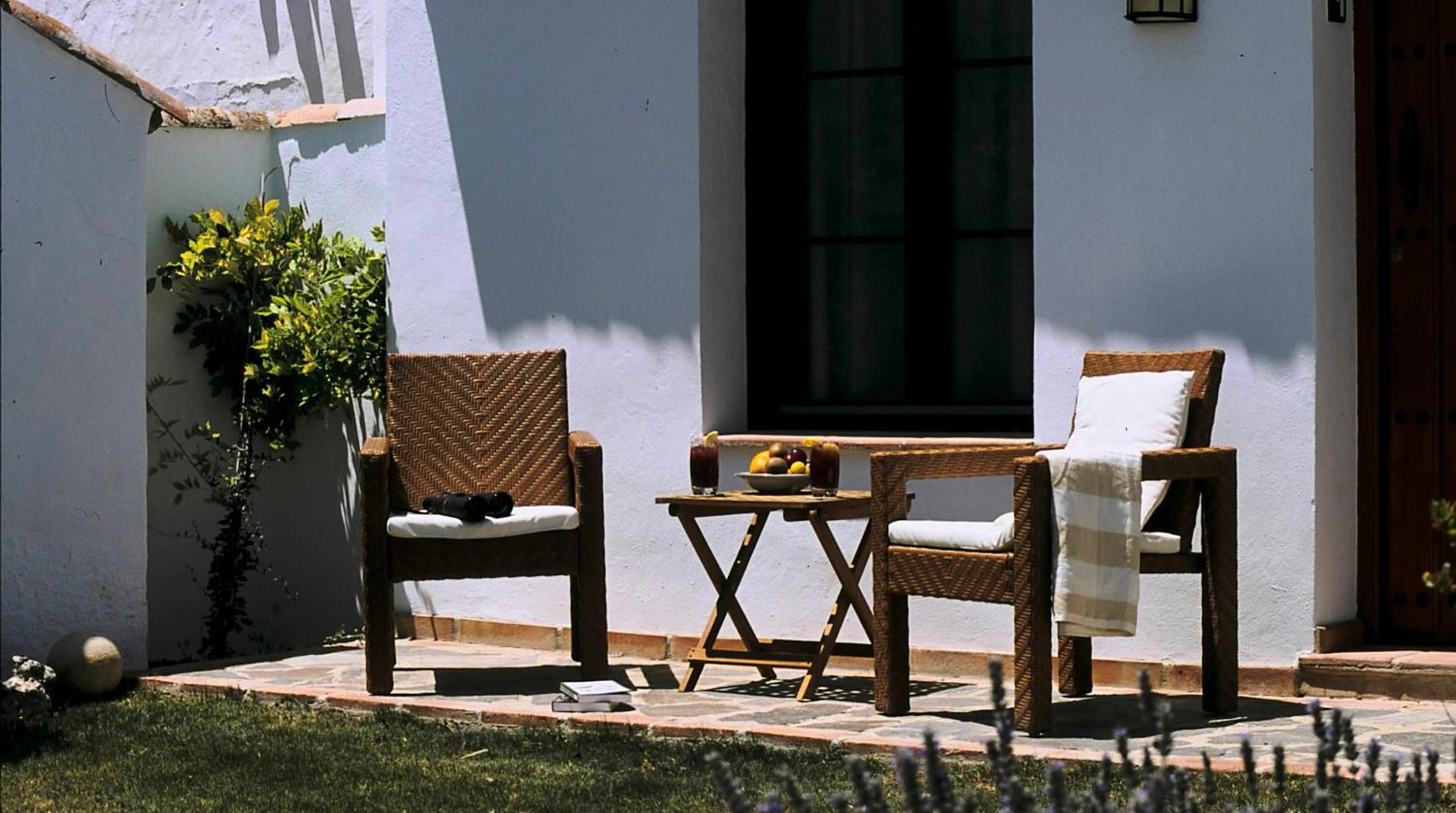Double or Twin Room with Terrace - Photo 2