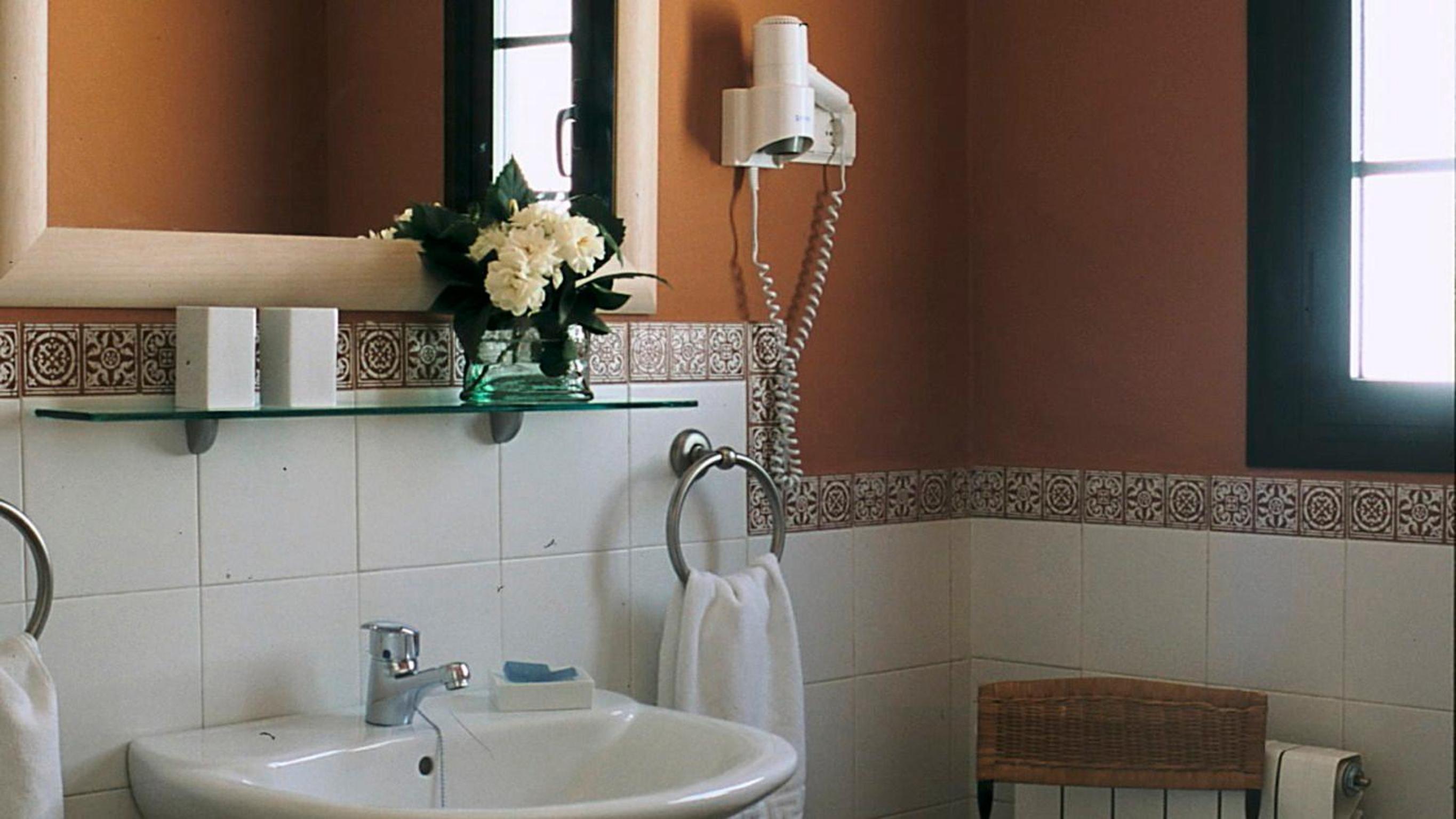 Double or Twin Room with Terrace - Photo 4
