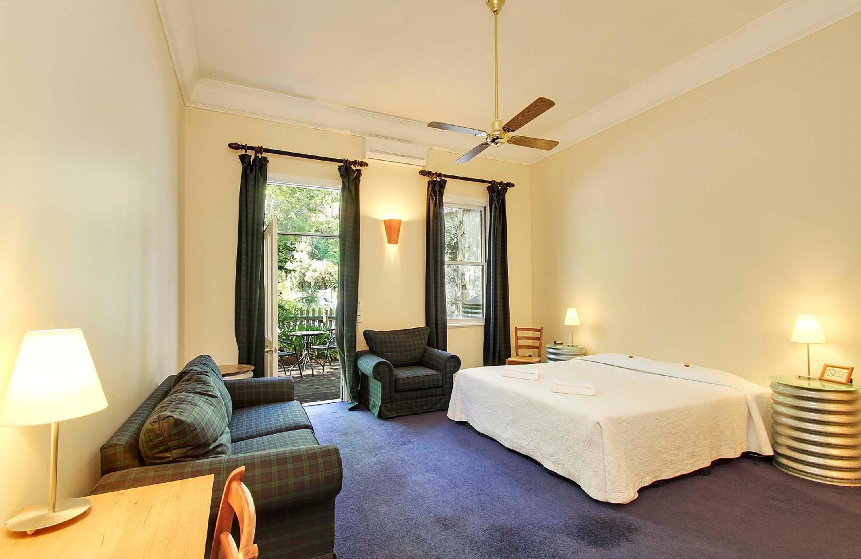 Deluxe Double Room photo 3