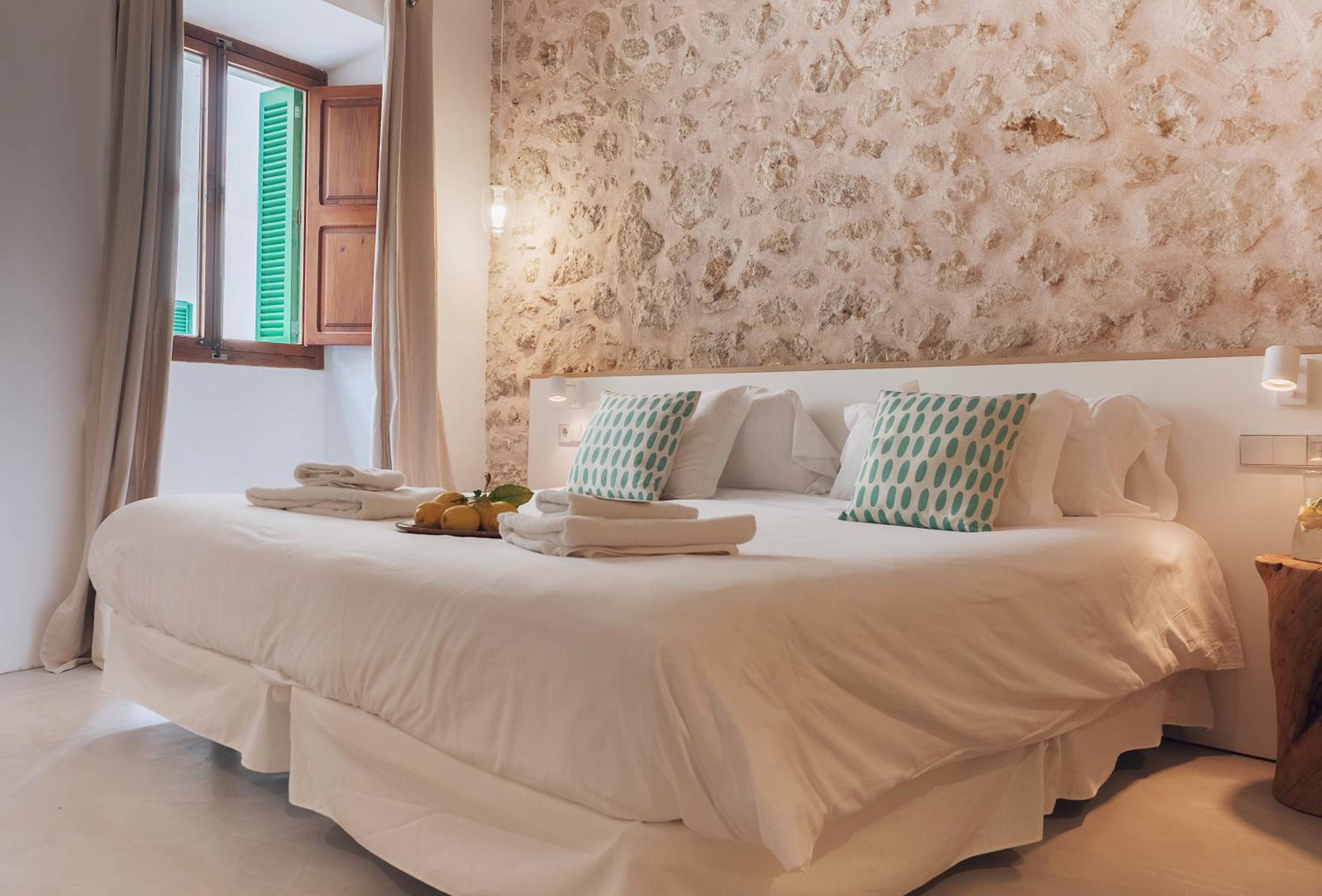 Habitación Doble Estándar o con Dos Camas Individuales.