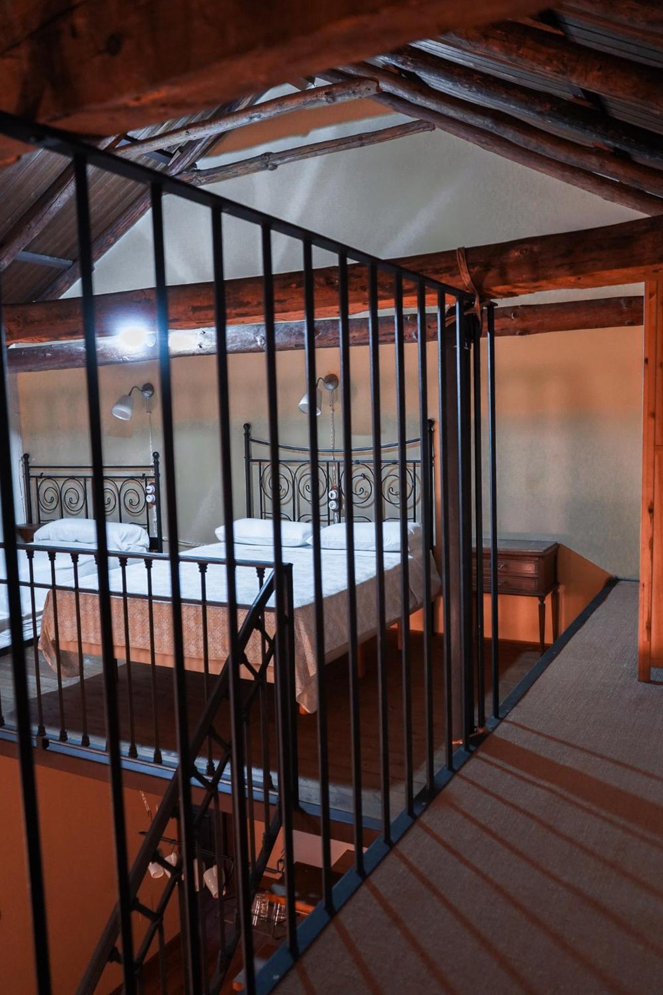Triple Room with Private Bathroom - Photo 2