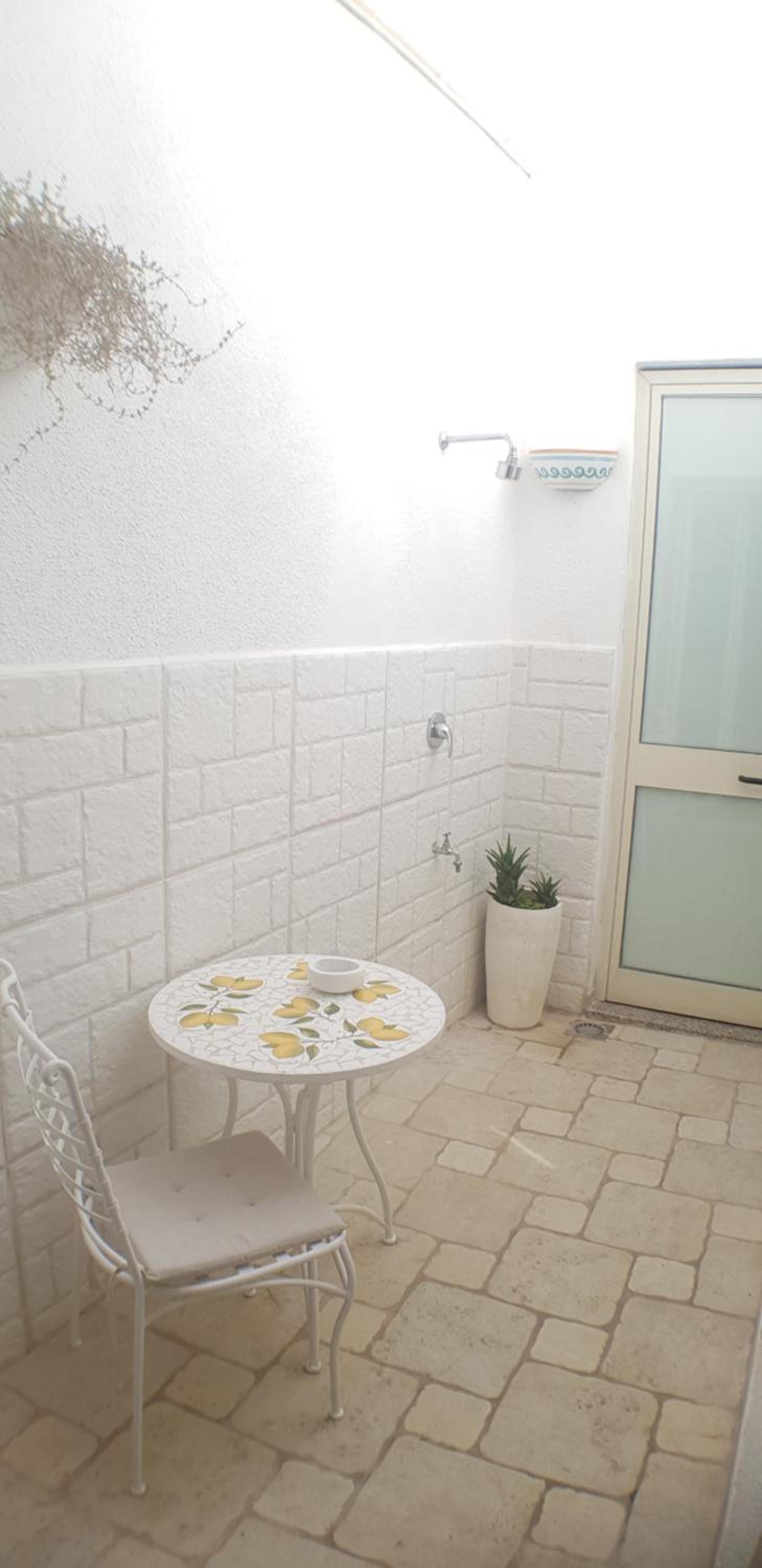 Three-Bedroom Apartment - Photo 15