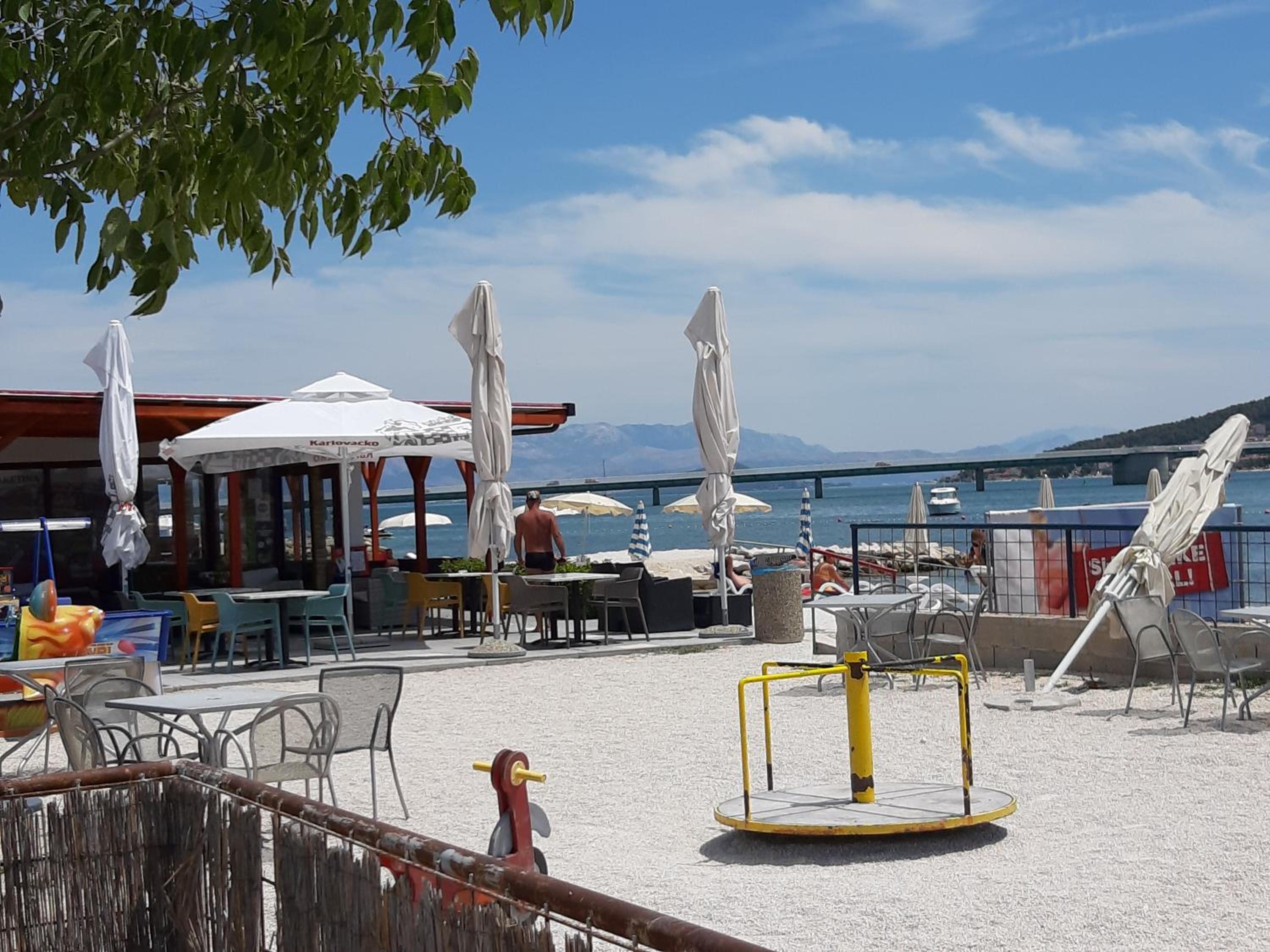 Apartment with Sea View - Photo 44