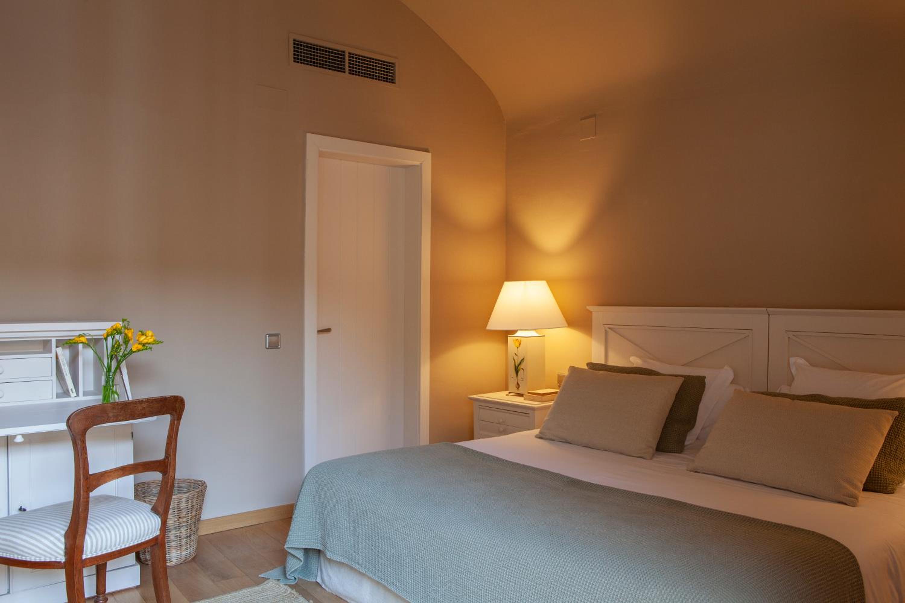 Double Room with Balcony photo 2