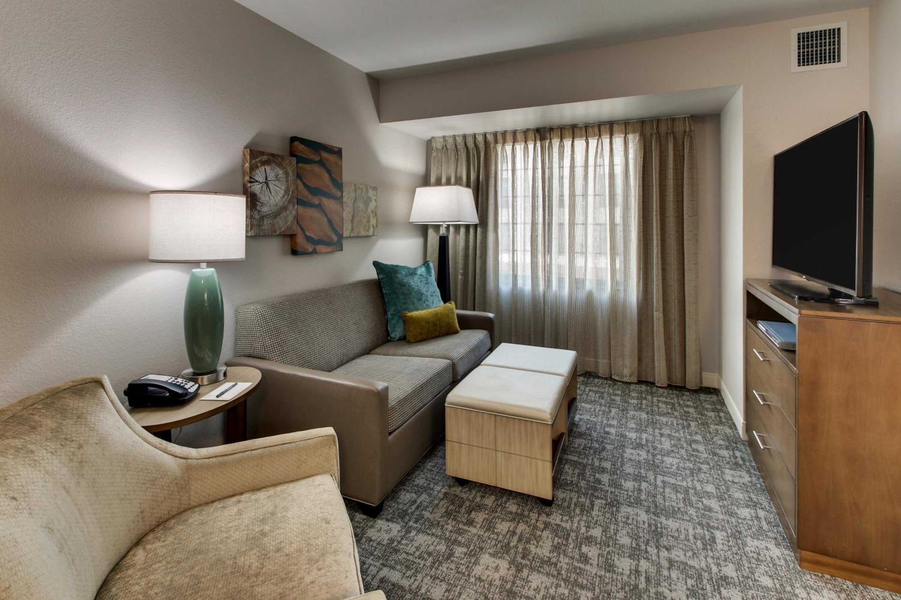 Two-Bedroom Suite - Photo 16