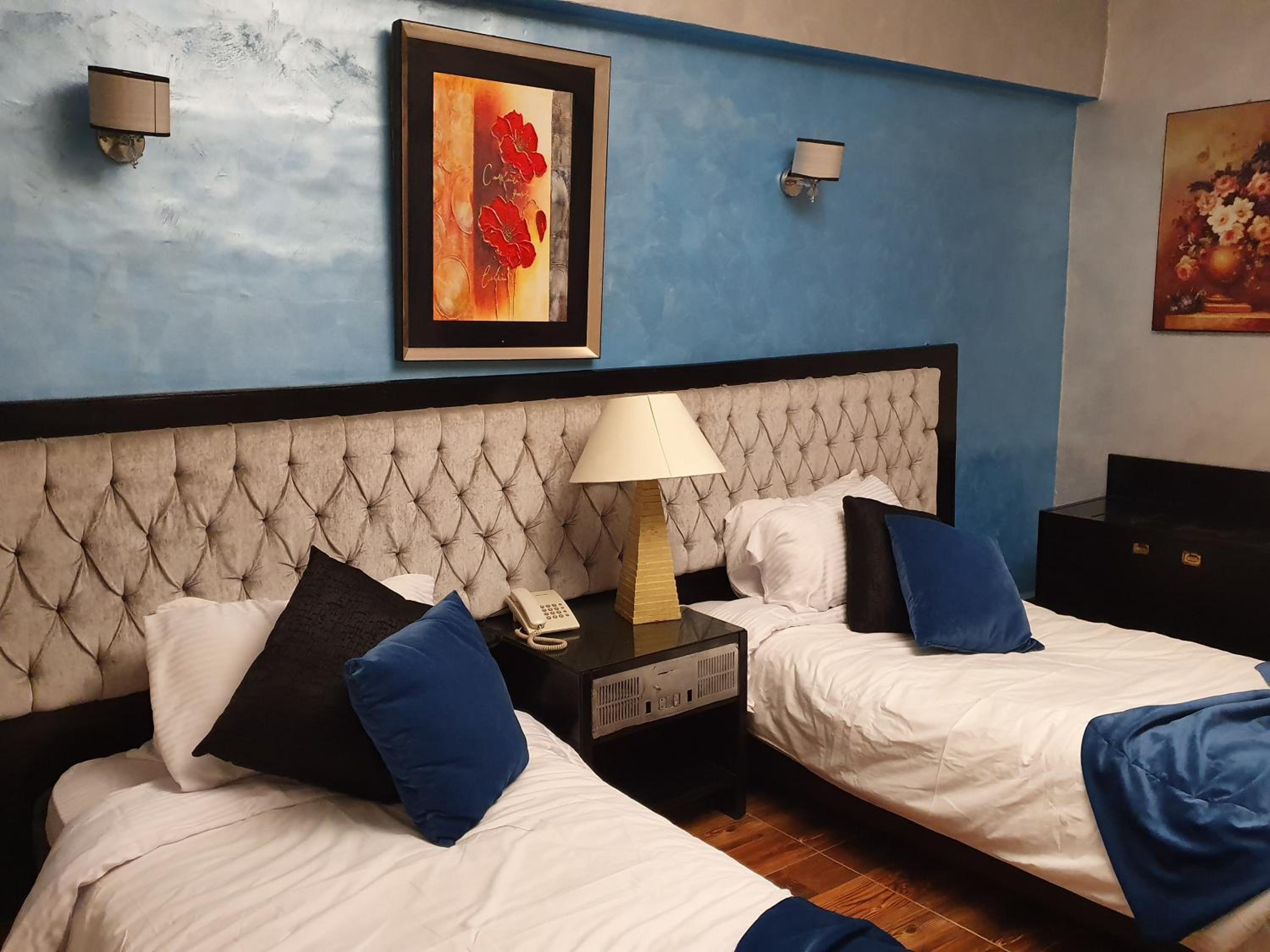 Standard Double or Twin Room - Photo 27