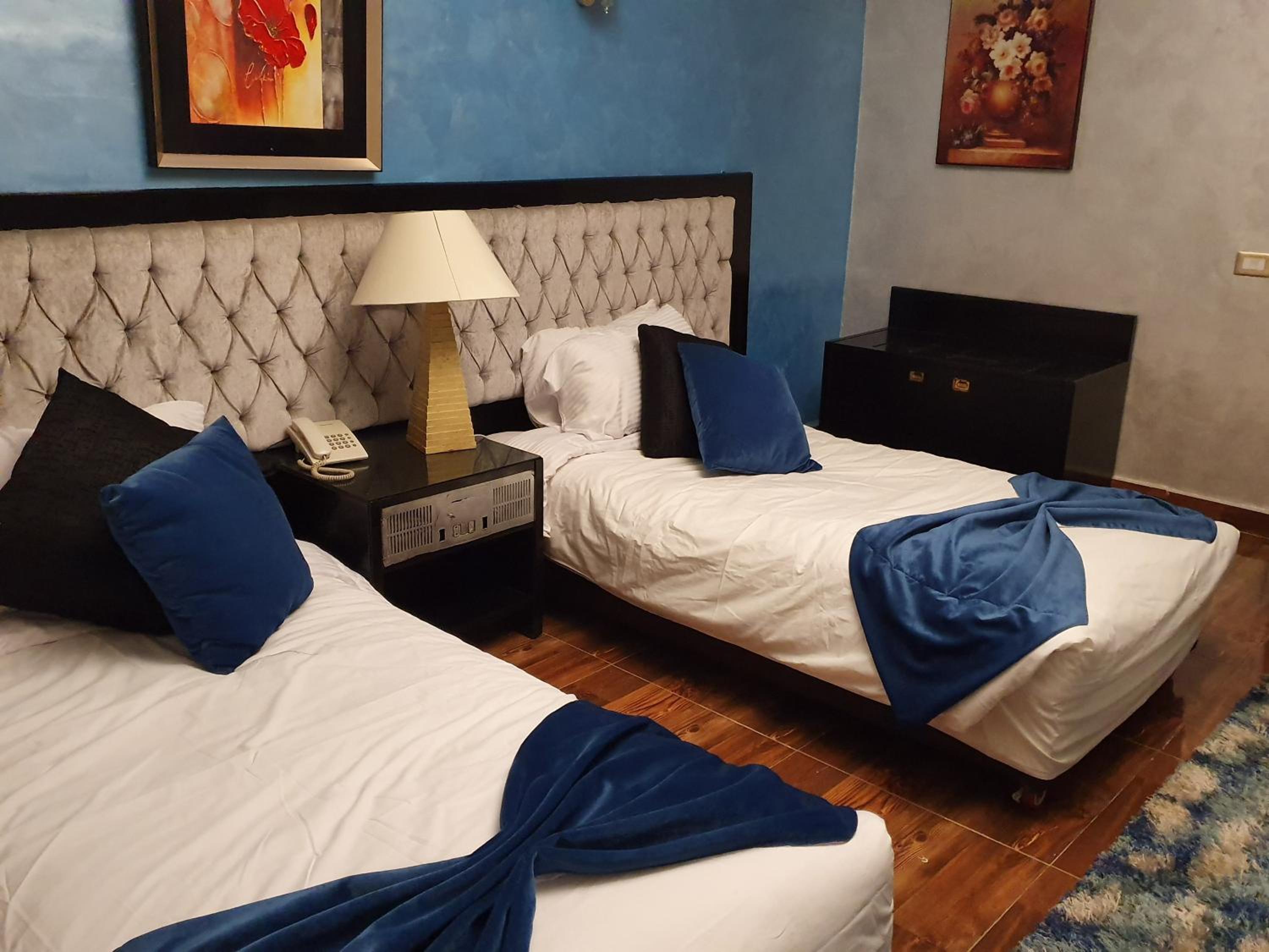 Standard Double or Twin Room - Photo 23