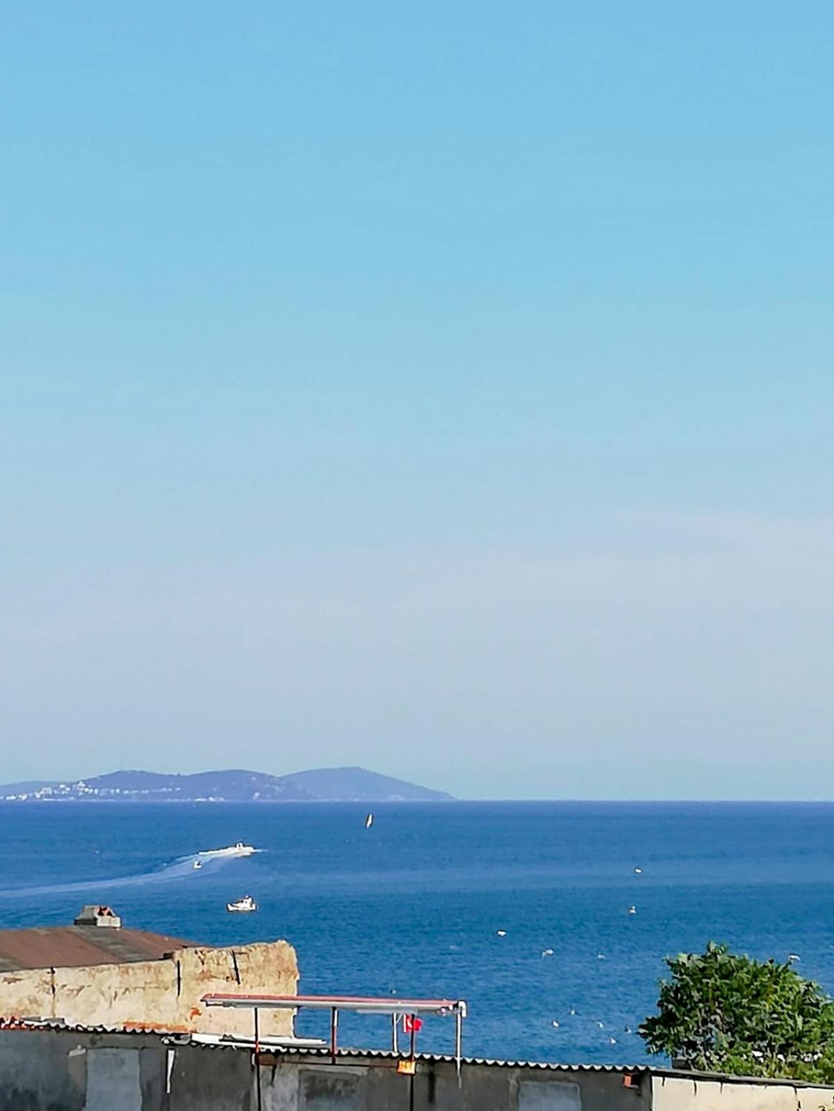 Deluxe Double Room with Sea View photo 3