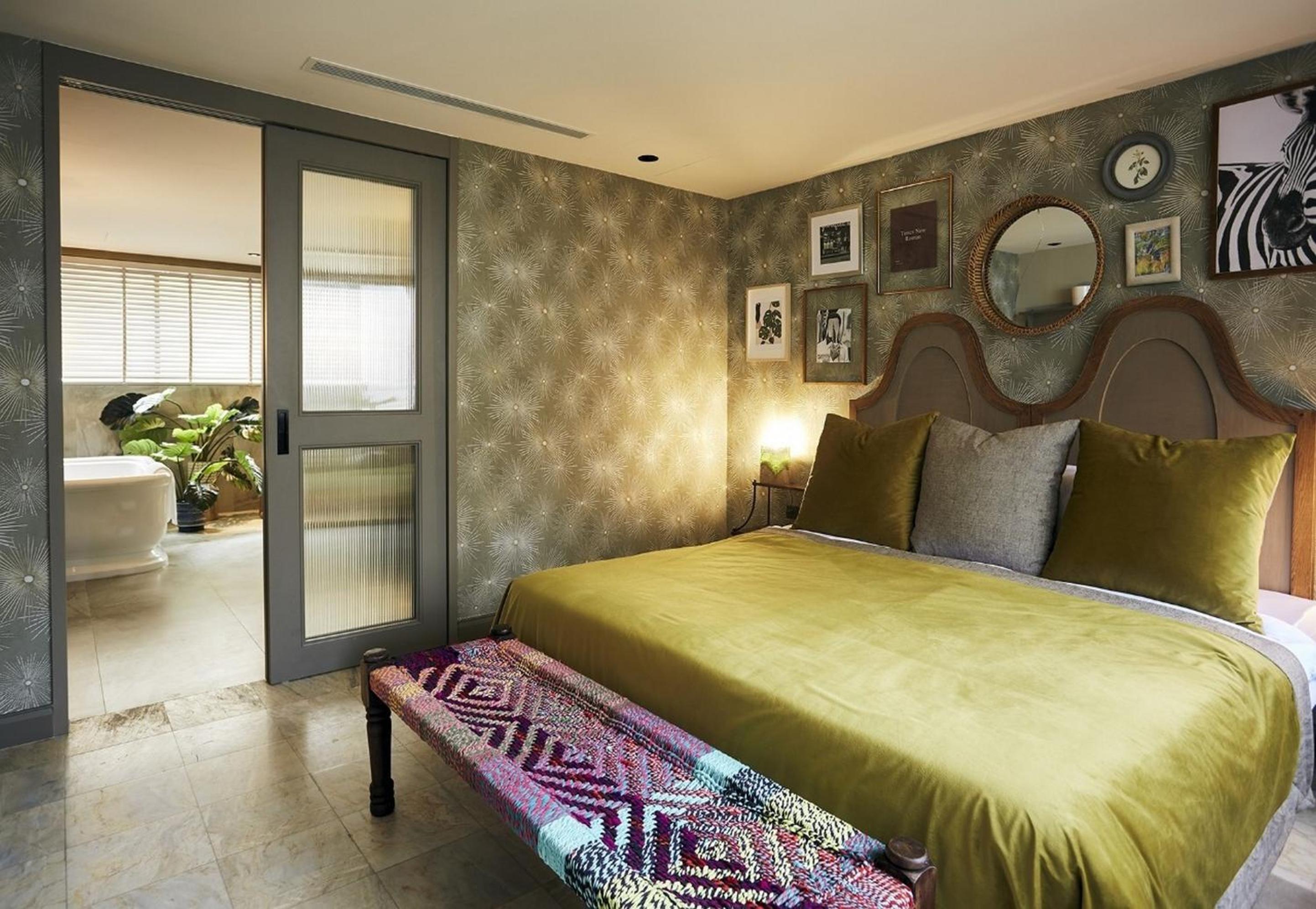 King Suite photo 3