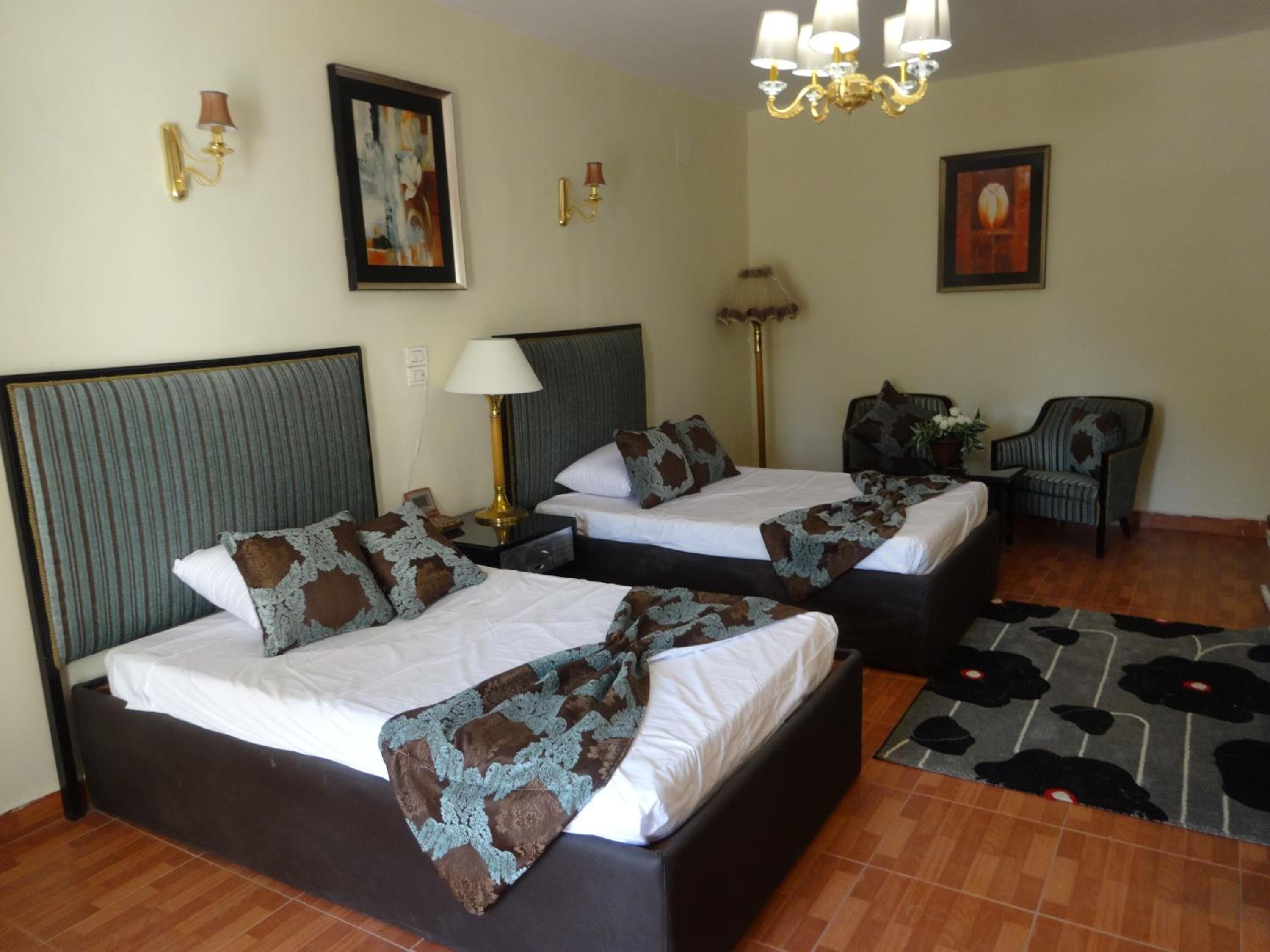 Standard Double or Twin Room - Photo 42