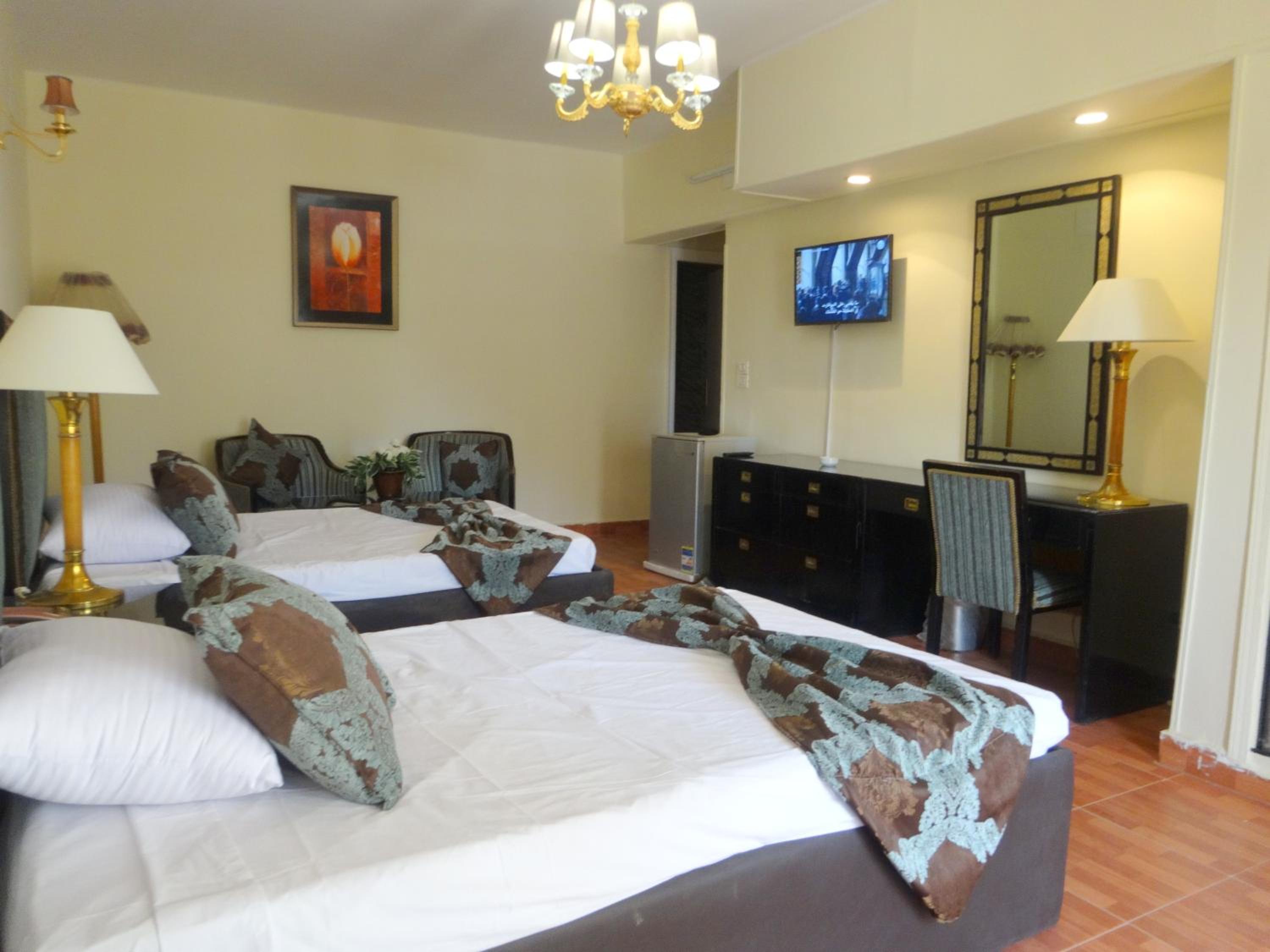 Standard Double or Twin Room - Photo 43