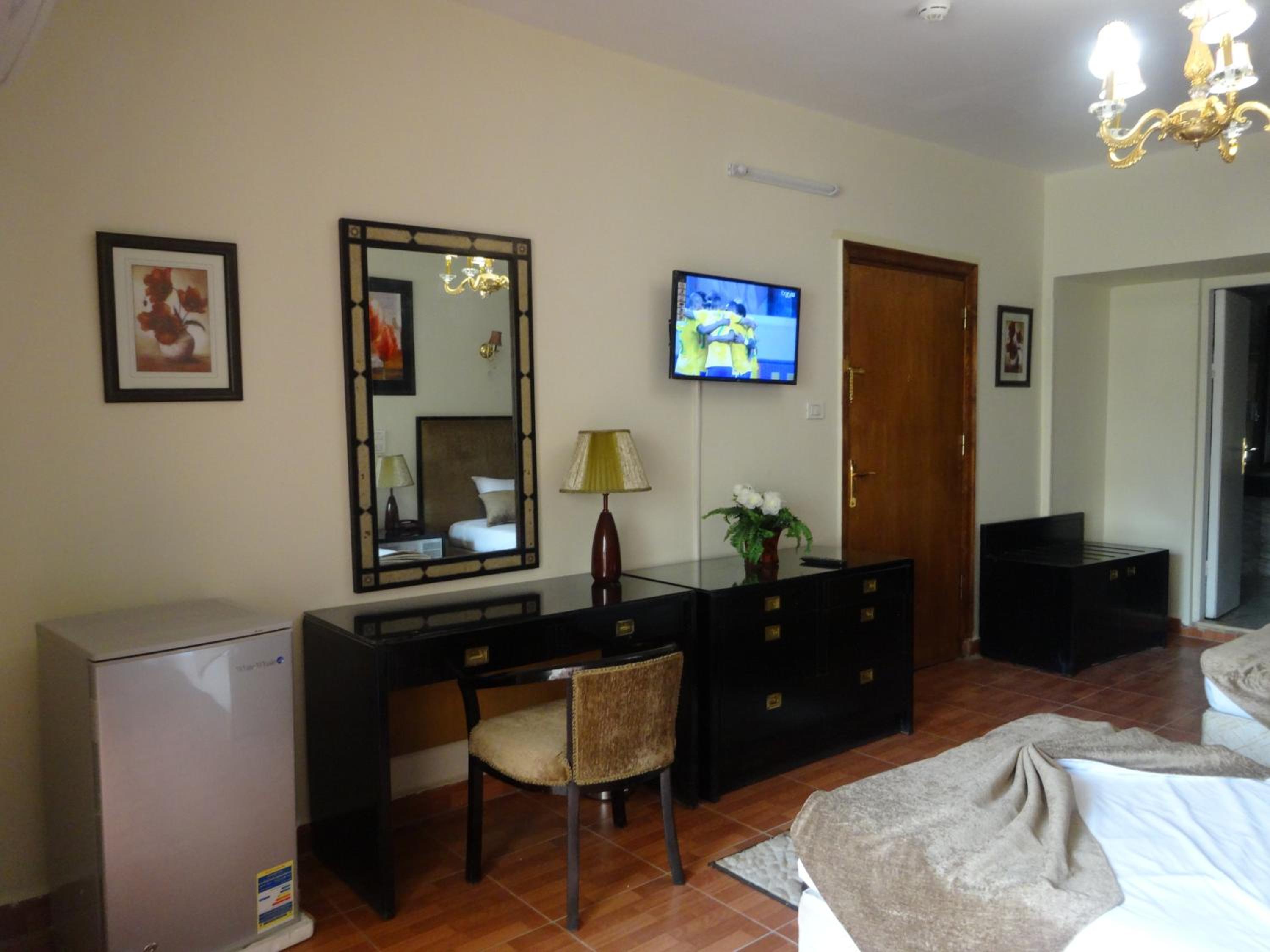 Standard Triple Room - Photo 1