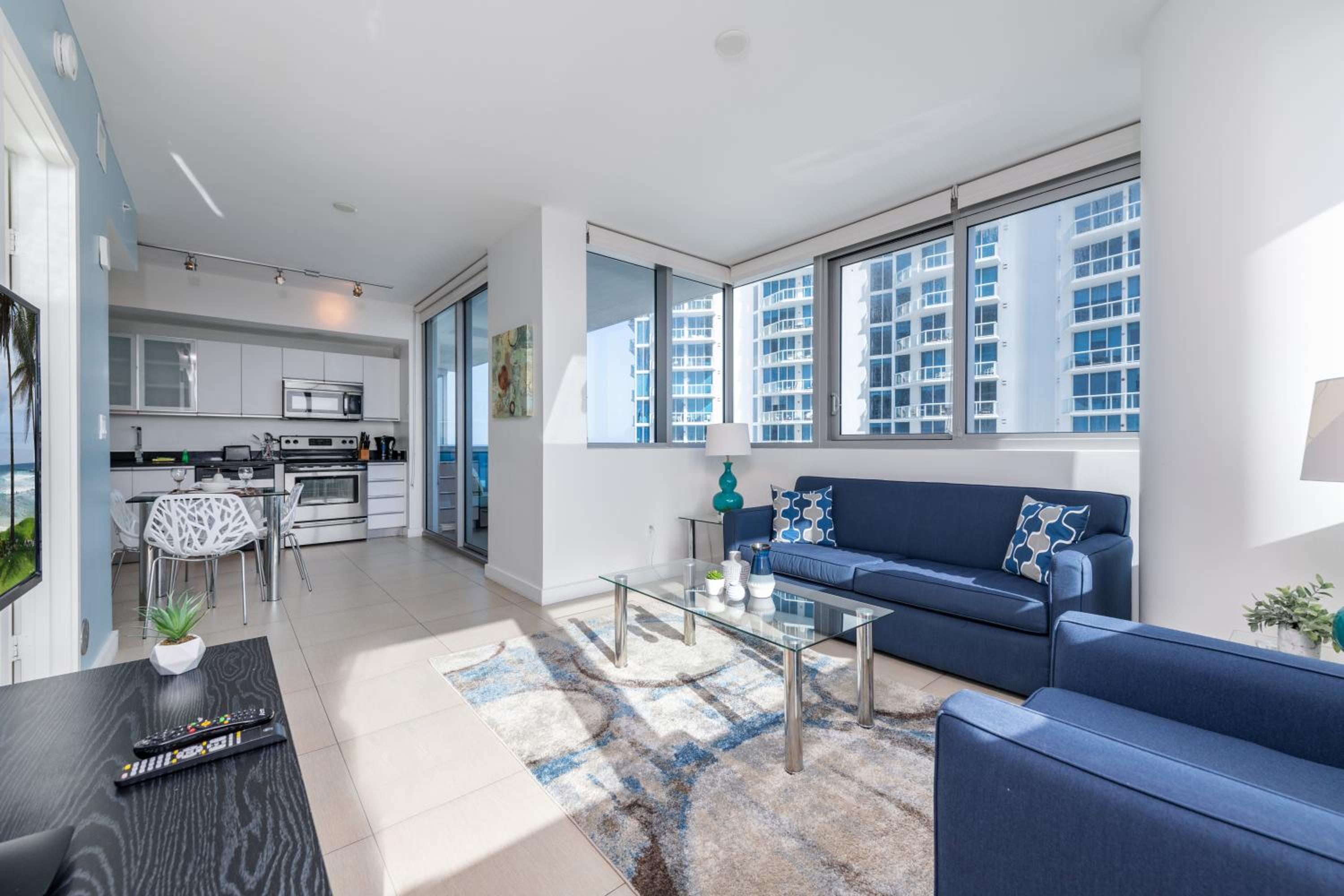 One Bedroom Apartment - City View with Balcony
