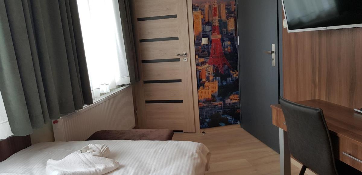 Small Double Room photo 2