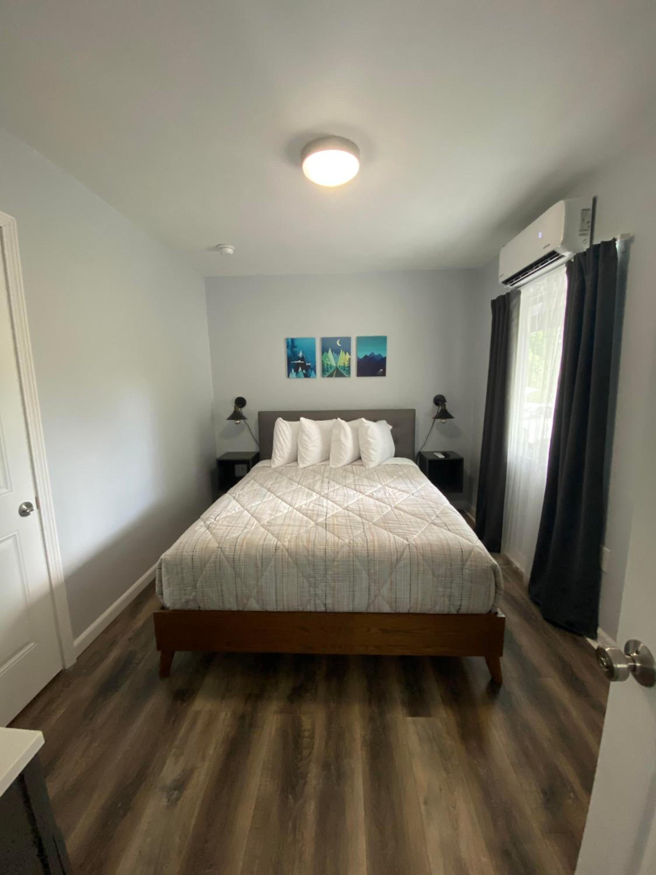 Standard Queen Room photo 1